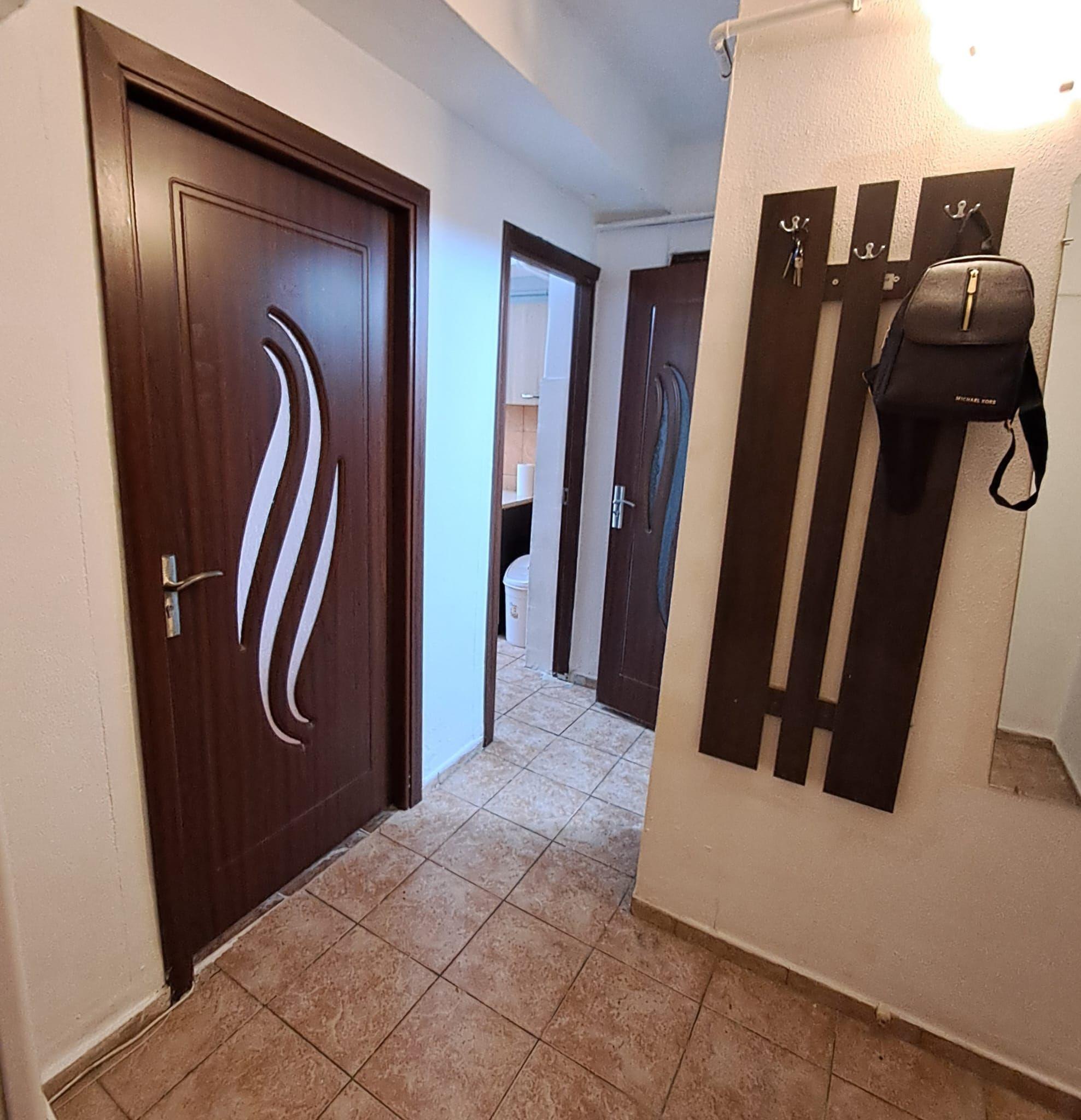 De inchiriat apartament 2 camere Ultracentral, et. 1, 1800 lei - 1
