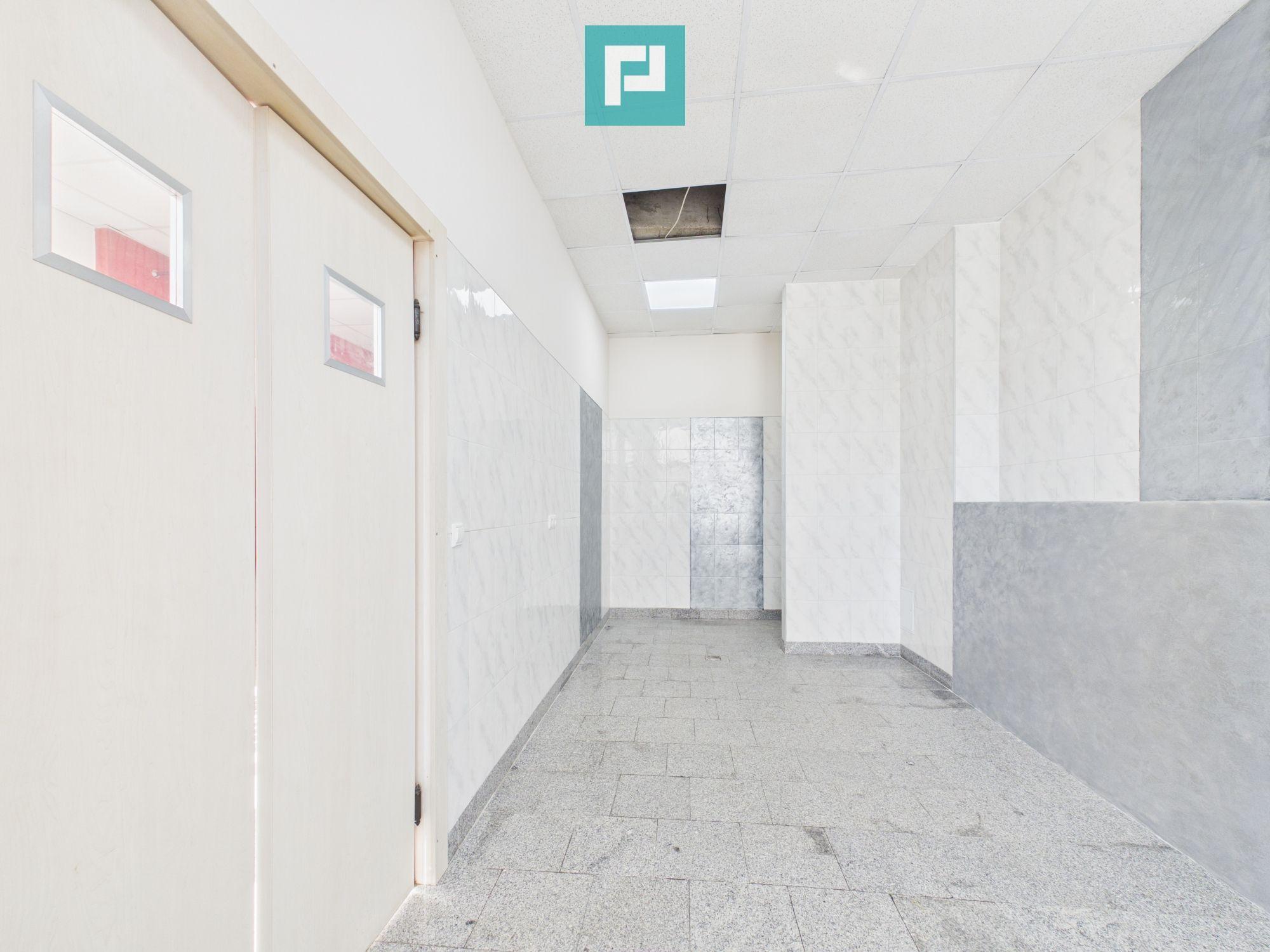 Centru comercial P+1 de închiriat, zona Vlaicu - 21