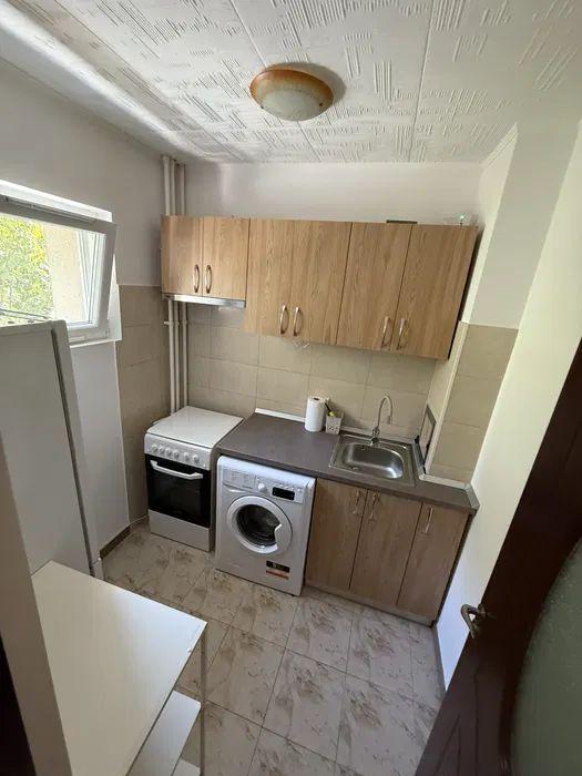 Apartament de Vanzare - 2 Camere - Aparatorii Patriei - 50 mp - 2