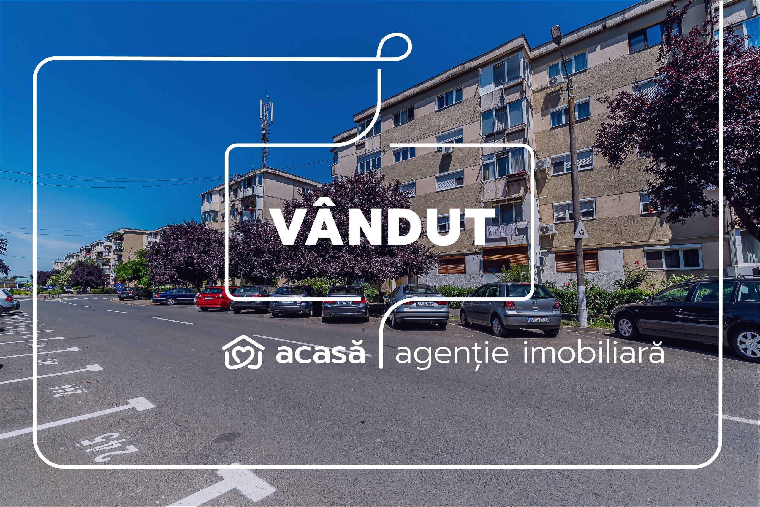 VANDUT! Ap 2 camere, renovat, 2 balcoane. Cartier Alfa Arad - 1