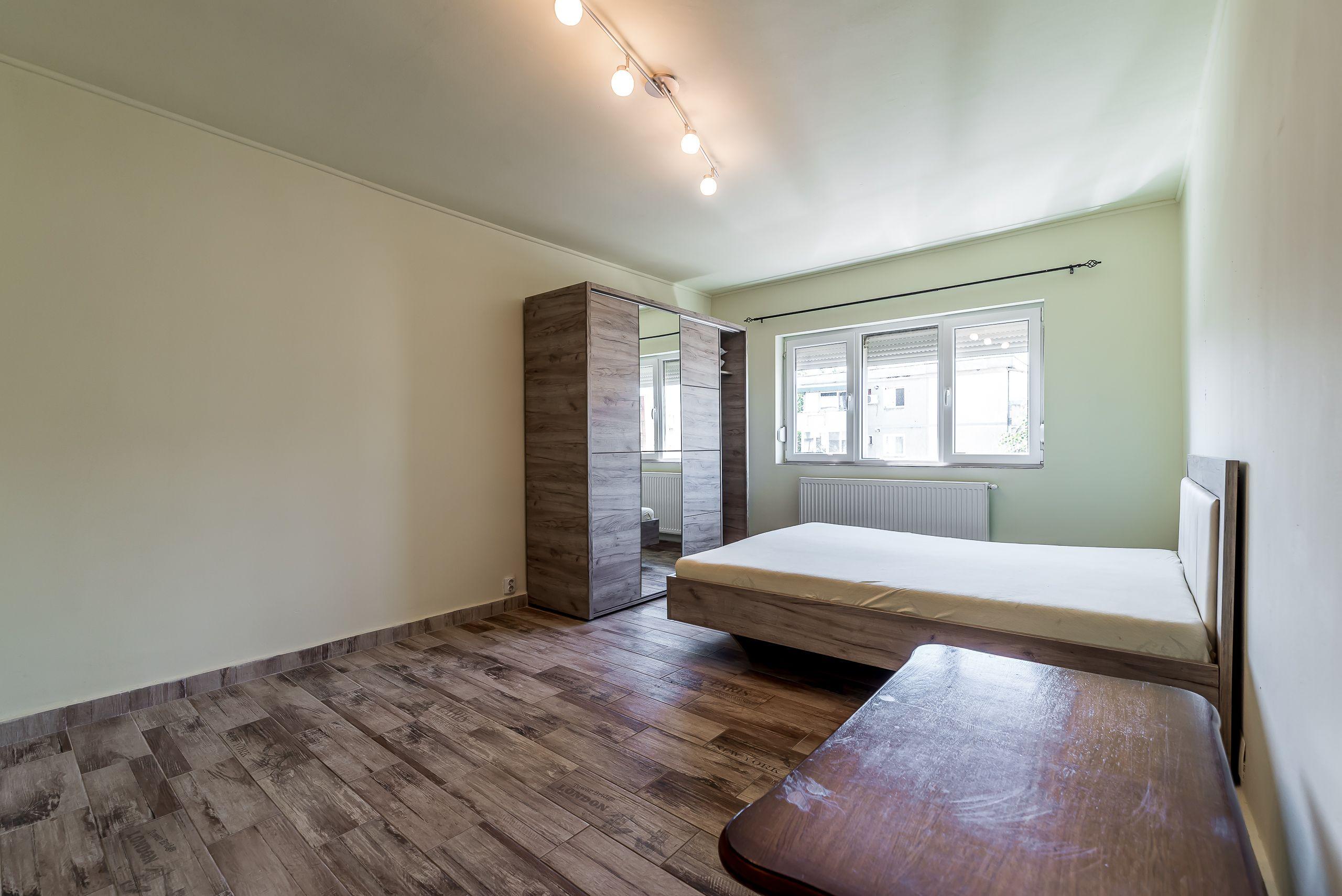 REZERVAT! Ap 2 camere, renovat, 2 balcoane. Cartier Alfa Arad - 6