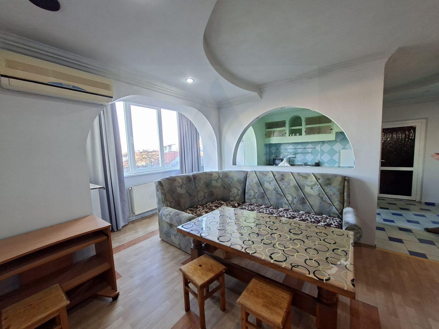 Apartament 3 camere 2 dormitoare 72 mp etaj 2 balcoane zona Terezian - 1