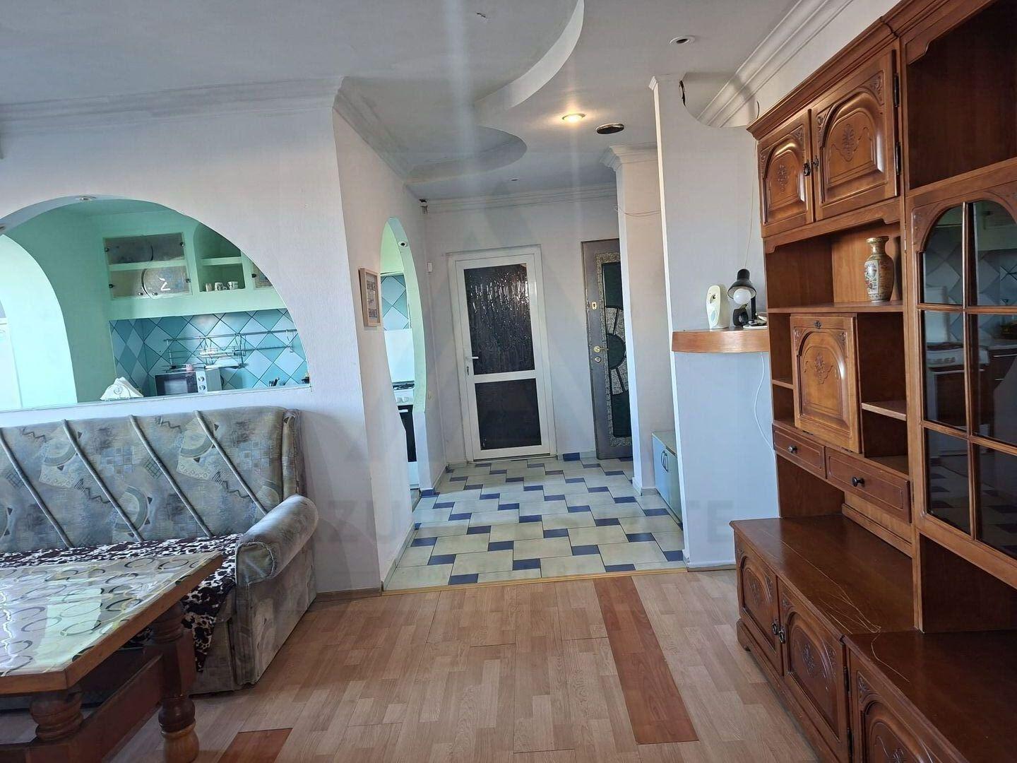 Apartament 3 camere 2 dormitoare 72 mp etaj 2 balcoane zona Terezian - 6