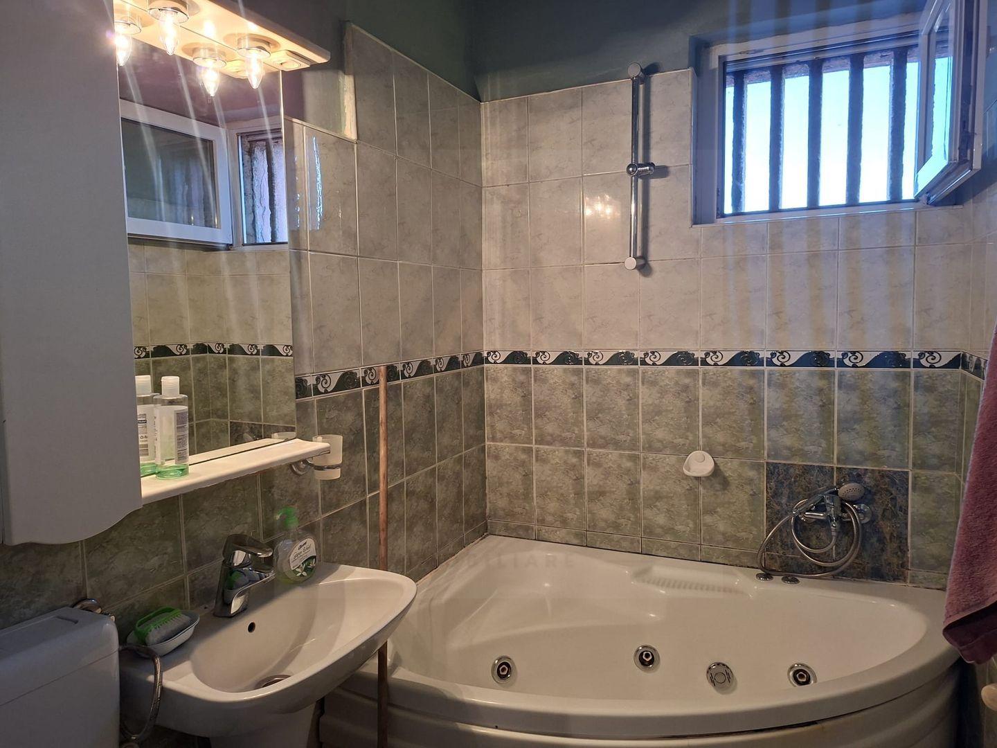 Apartament 3 camere 2 dormitoare 72 mp etaj 2 balcoane zona Terezian - 11