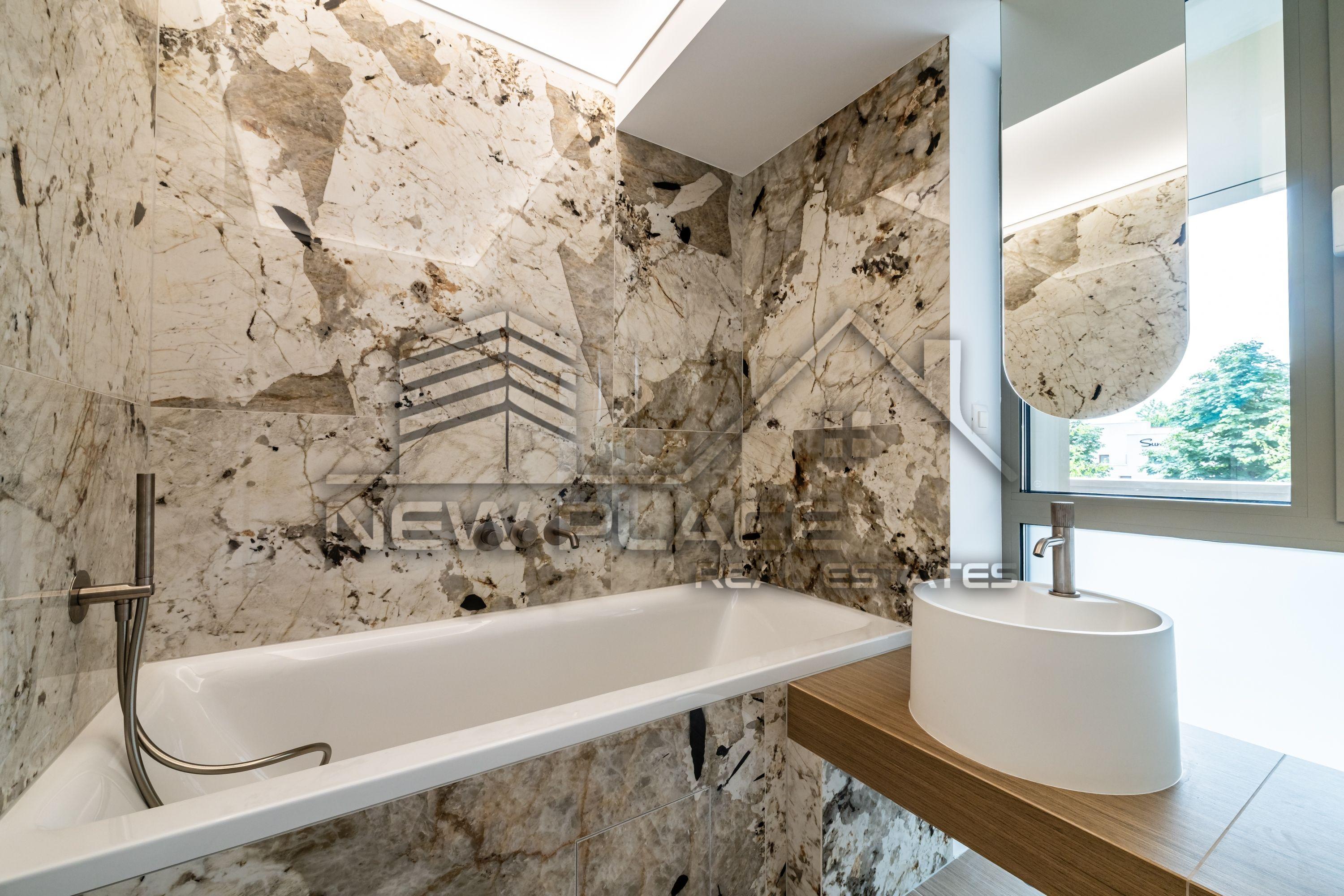 IANCU NICOLAE | Apt exclusivist | 389,360+TVA | Terasa de 39.7 | Lux - 10