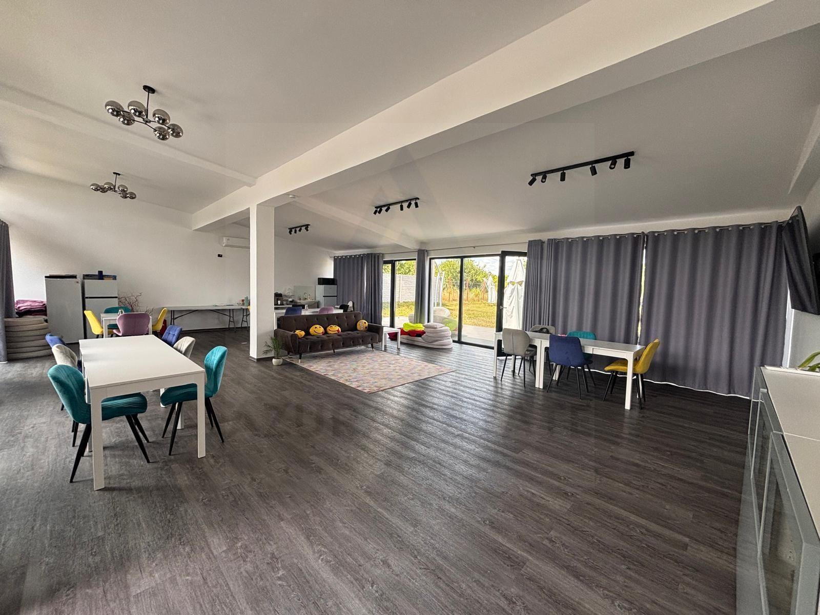 Pensiune PREMIUM 10 camere și Casă Individuală Valea Avrigului 4.600mp - 3
