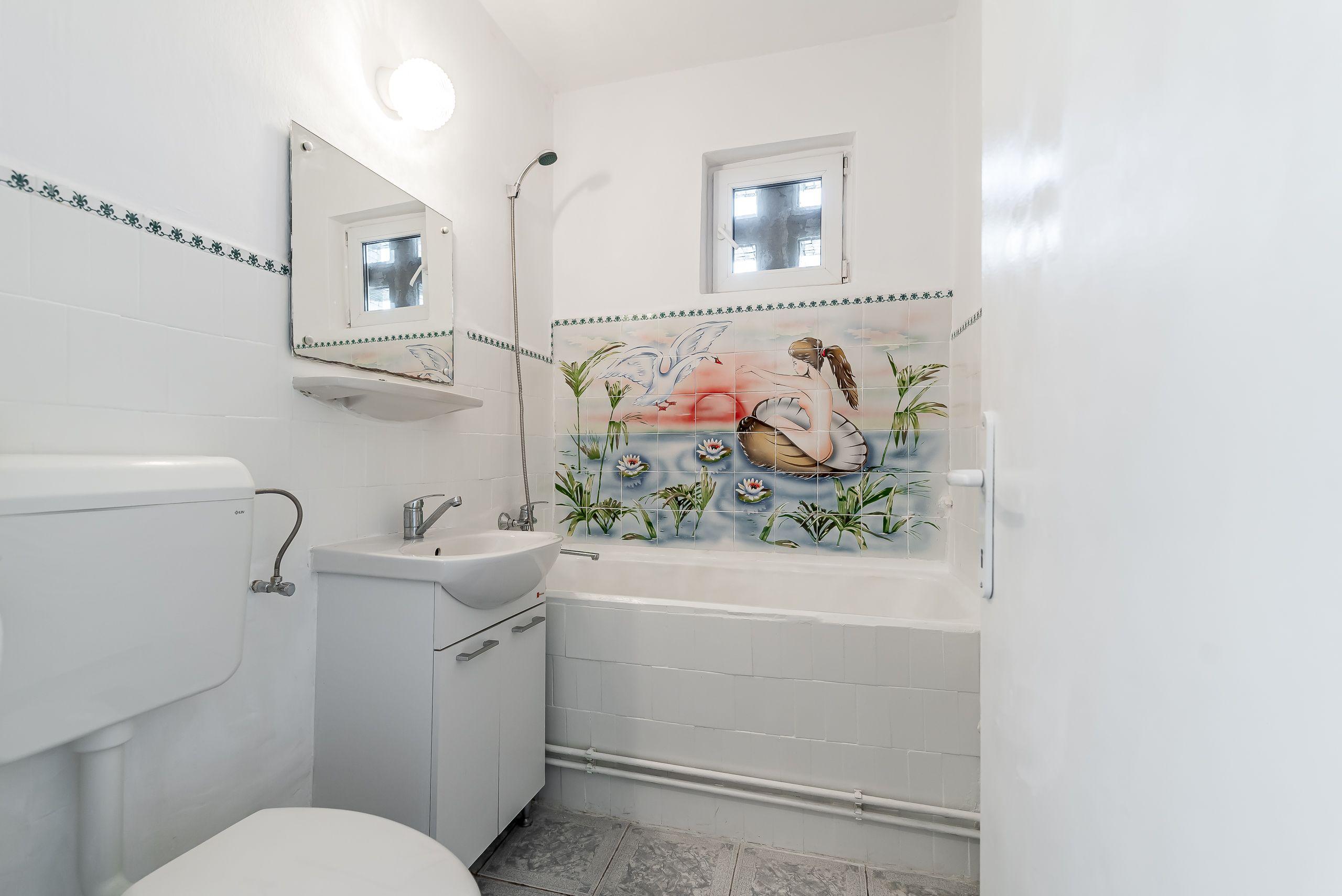 PRET NOU! Apartament 2 camere Ultracentral bvd Revolutiei - COMISION 0 - 6