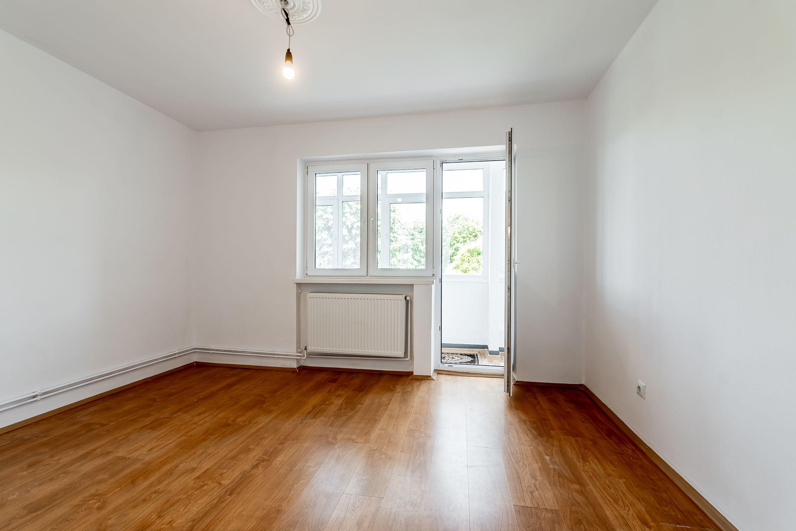 PRET NOU! Apartament 2 camere Ultracentral bvd Revolutiei - COMISION 0 - 4