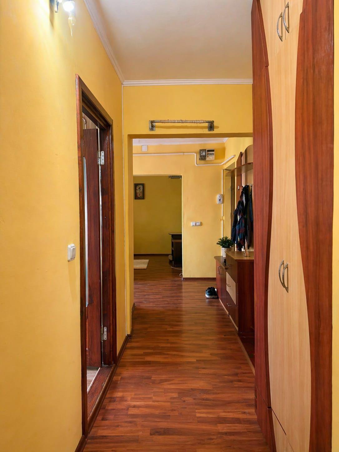 De vanzare apartament cu 4 camere, Dunarea Mall, 89.000 euro - 3