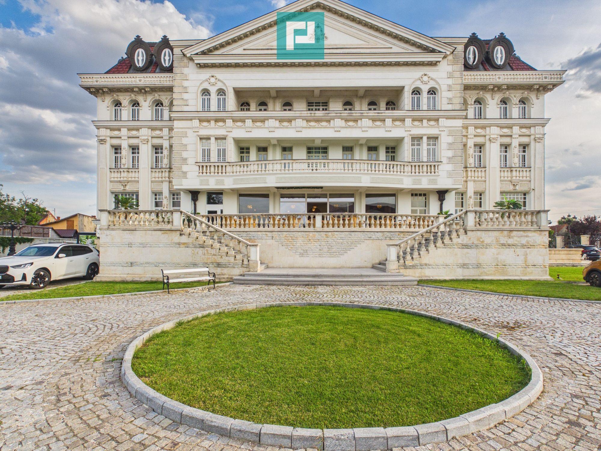 Proprietate Exclusivistă de Închiriat - 1