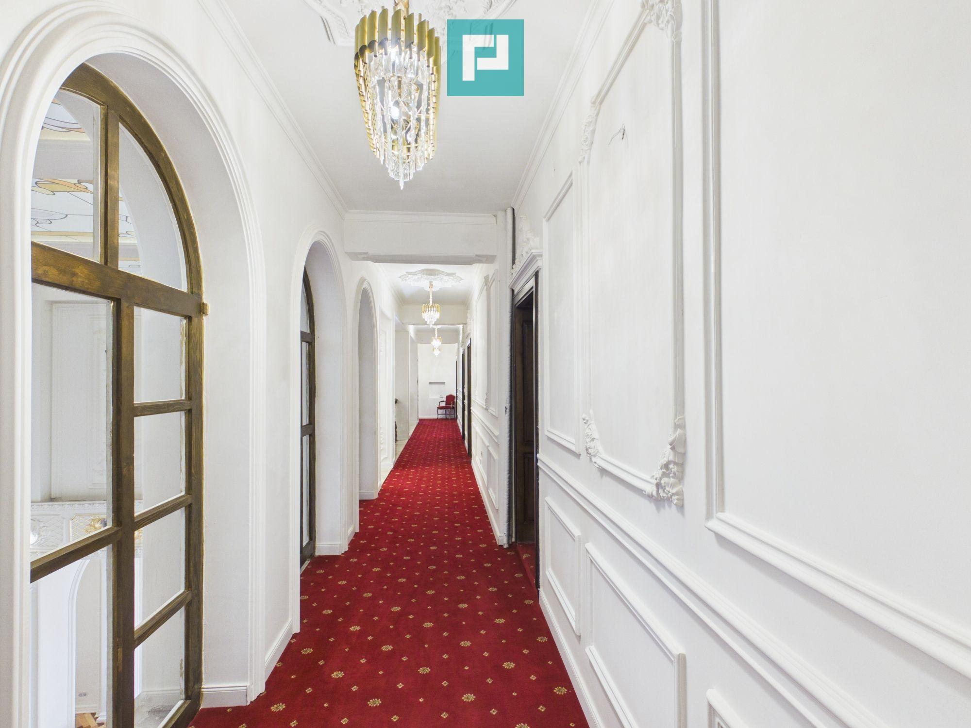 Proprietate Exclusivistă de Închiriat - 23