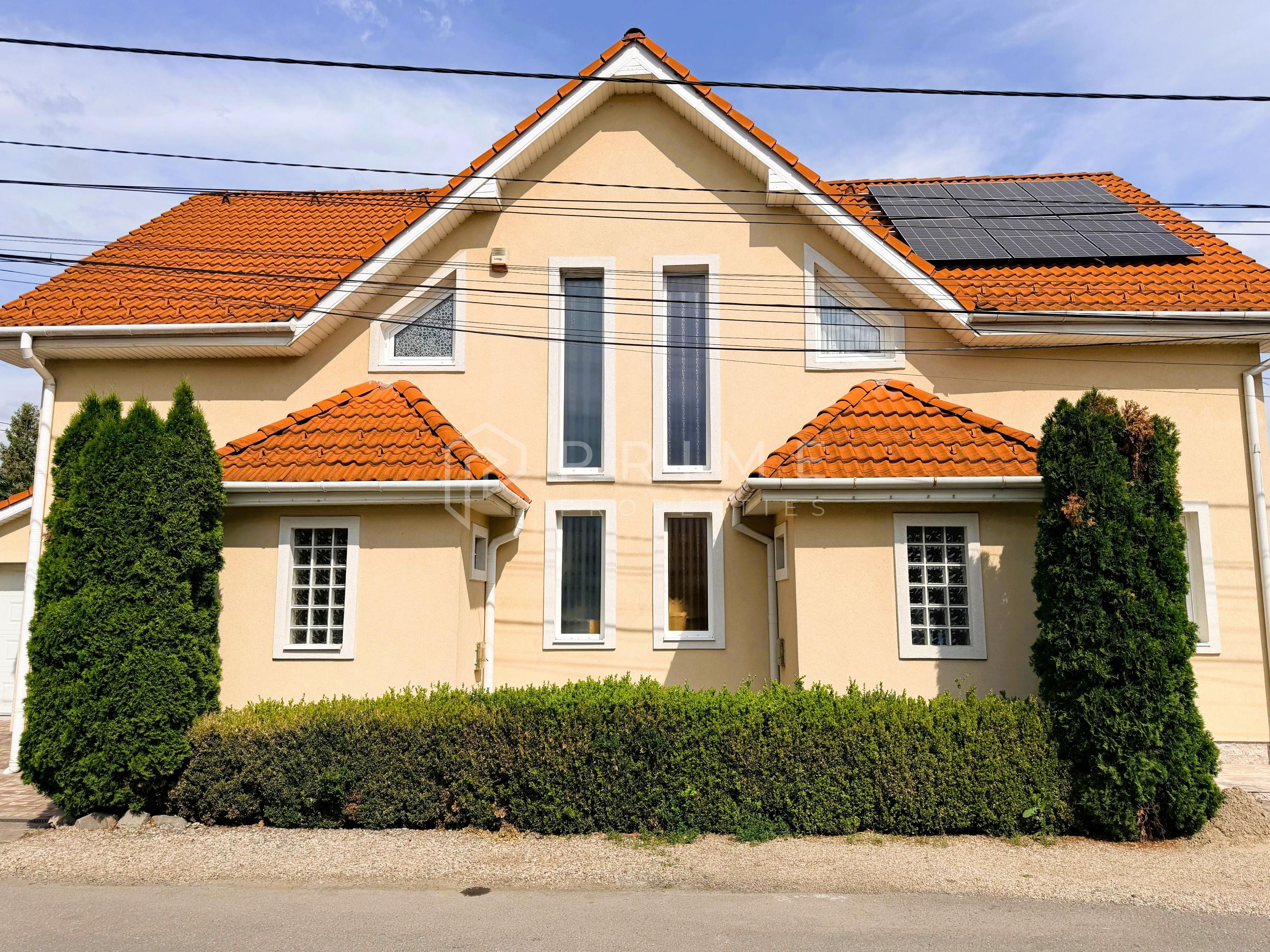 Duplex modern | Complet Mobilat și Utilat I Curte amenajată I Unirii - 2