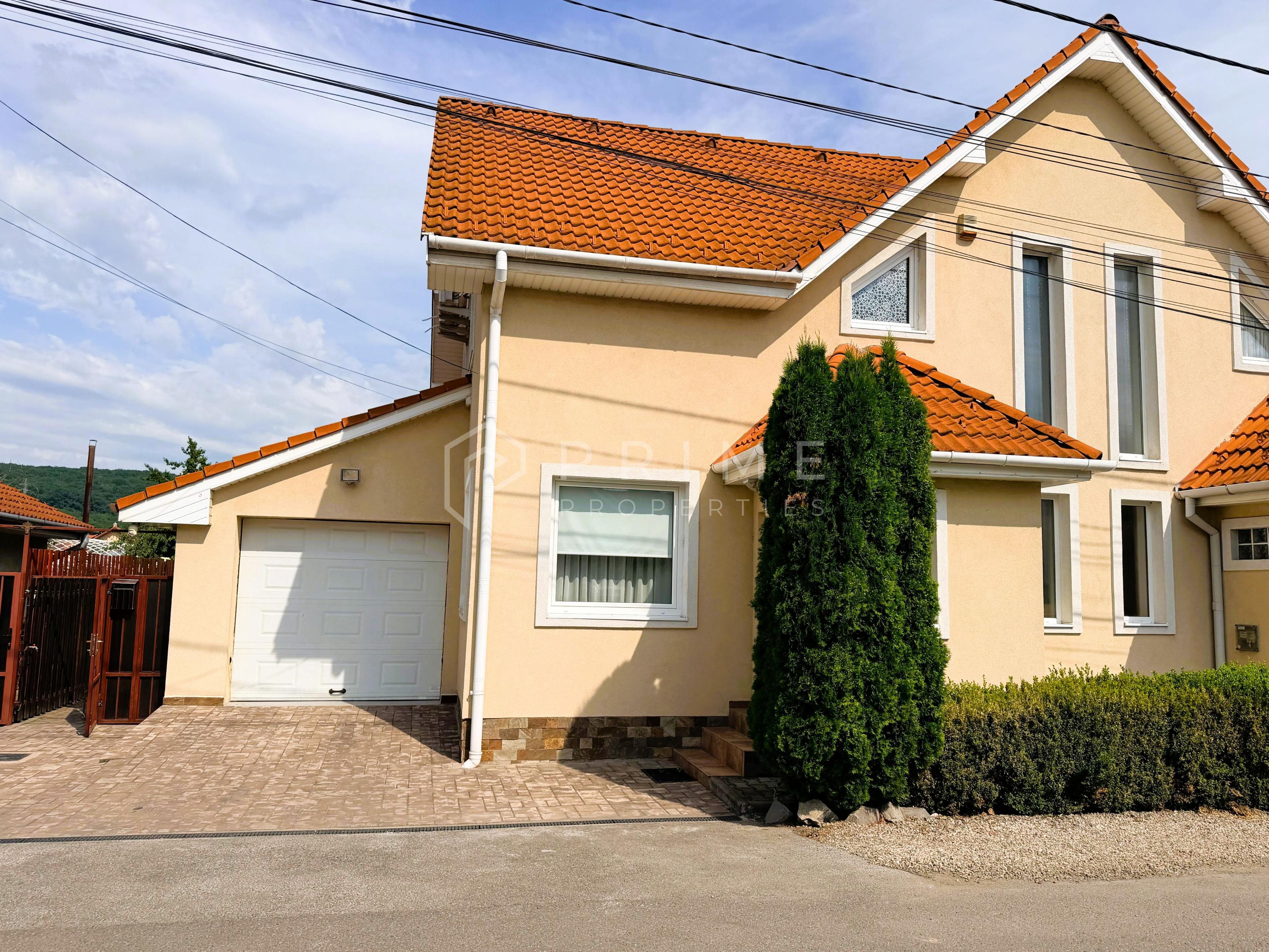 Duplex modern | Complet Mobilat și Utilat I Curte amenajată I Unirii - 1