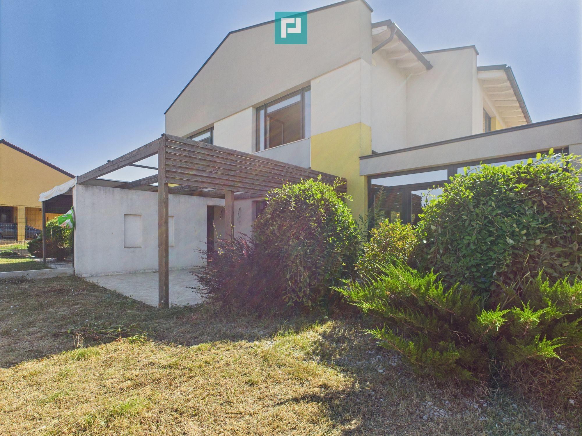 Duplex modern cu garaj, în Giarmata - 20