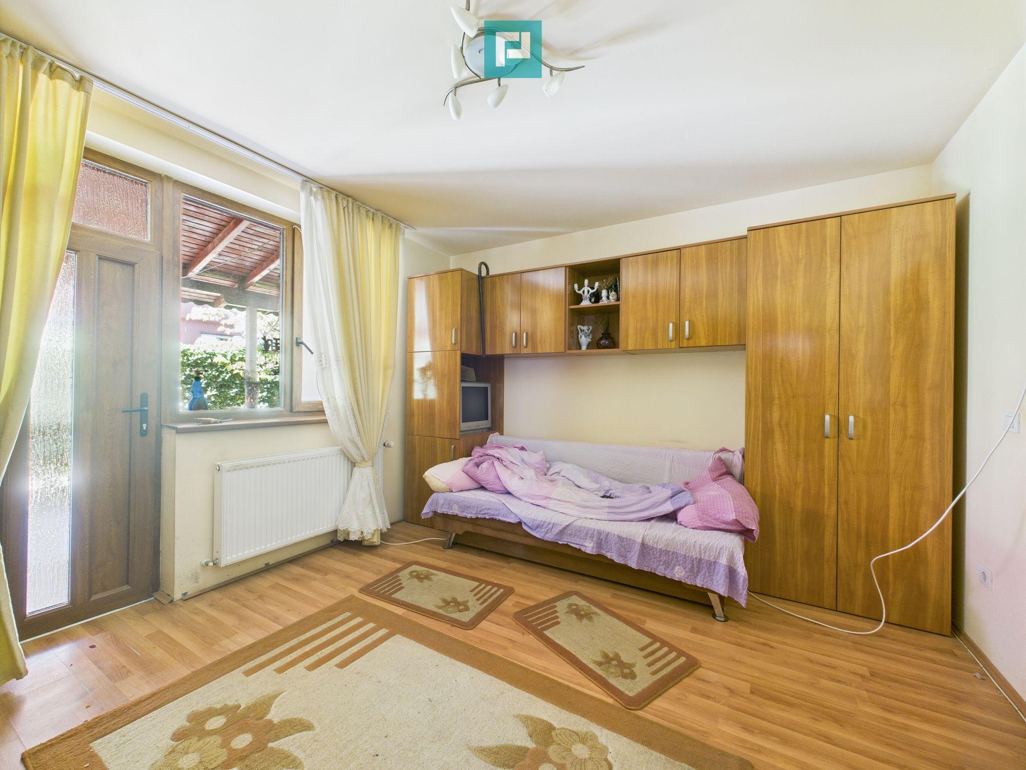 Casă Mehala – Ideală pentru două familii - 2