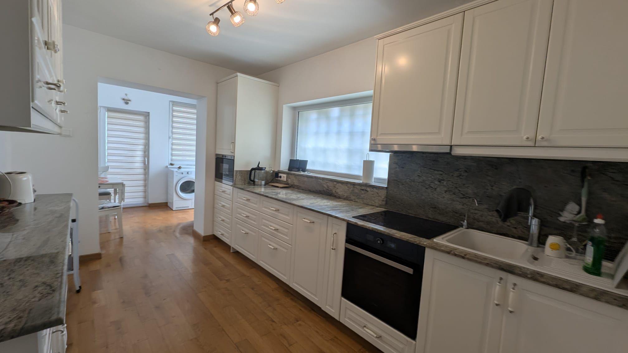 Apartament 3 cam, 100 mp la casa cu gradina si loc parcare zona Negoi - 4