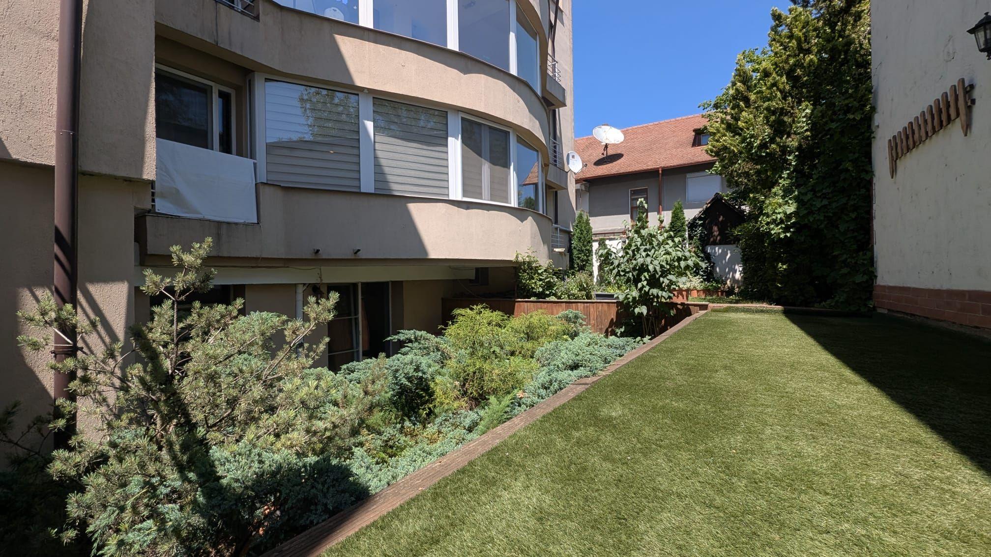 Apartament 3 cam, 100 mp la casa cu gradina si loc parcare zona Negoi - 3