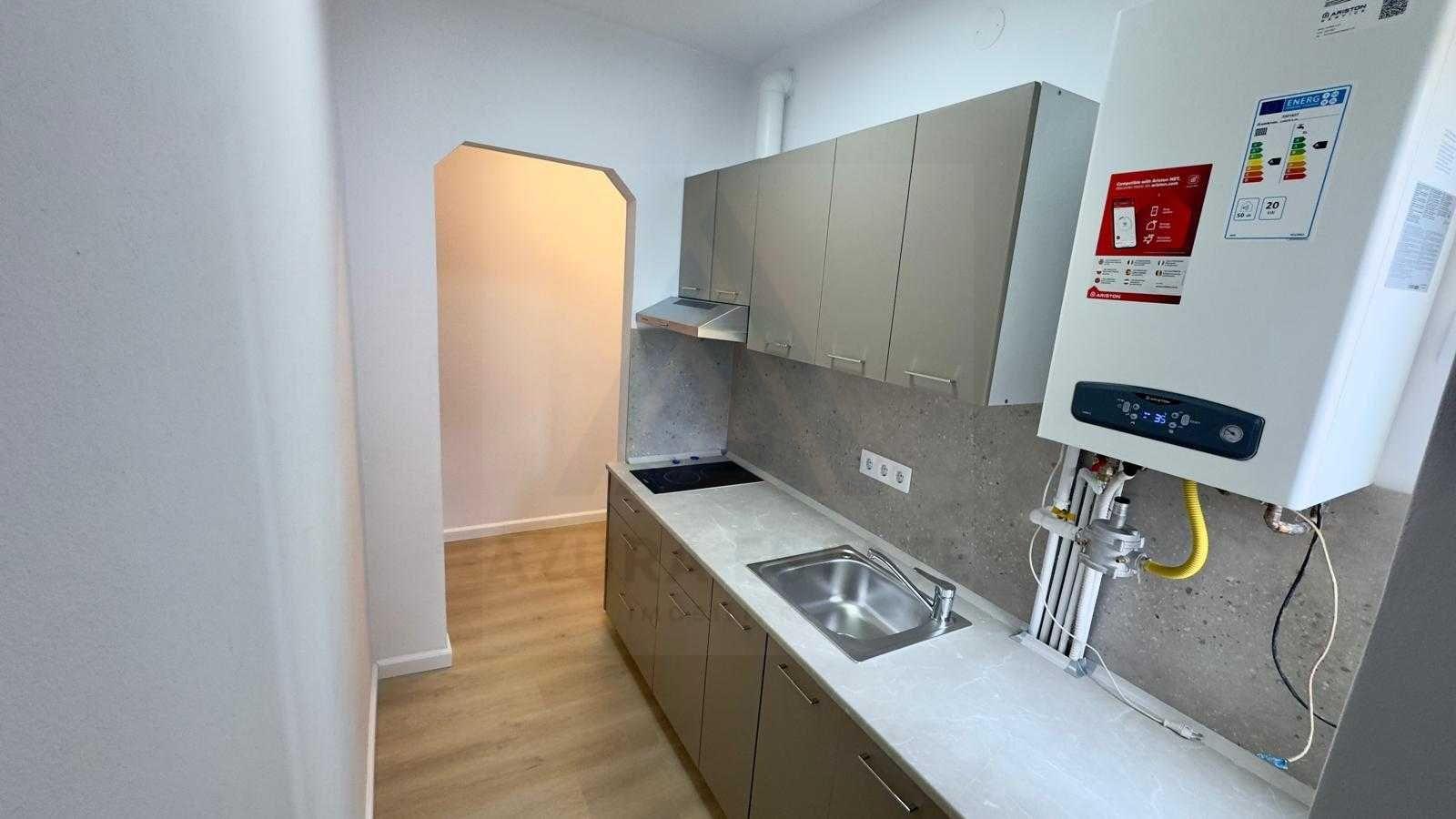 Apartament cu 2 camere renovat 37 mp etaj 3/5 in zona Hipodrom 1 - 7