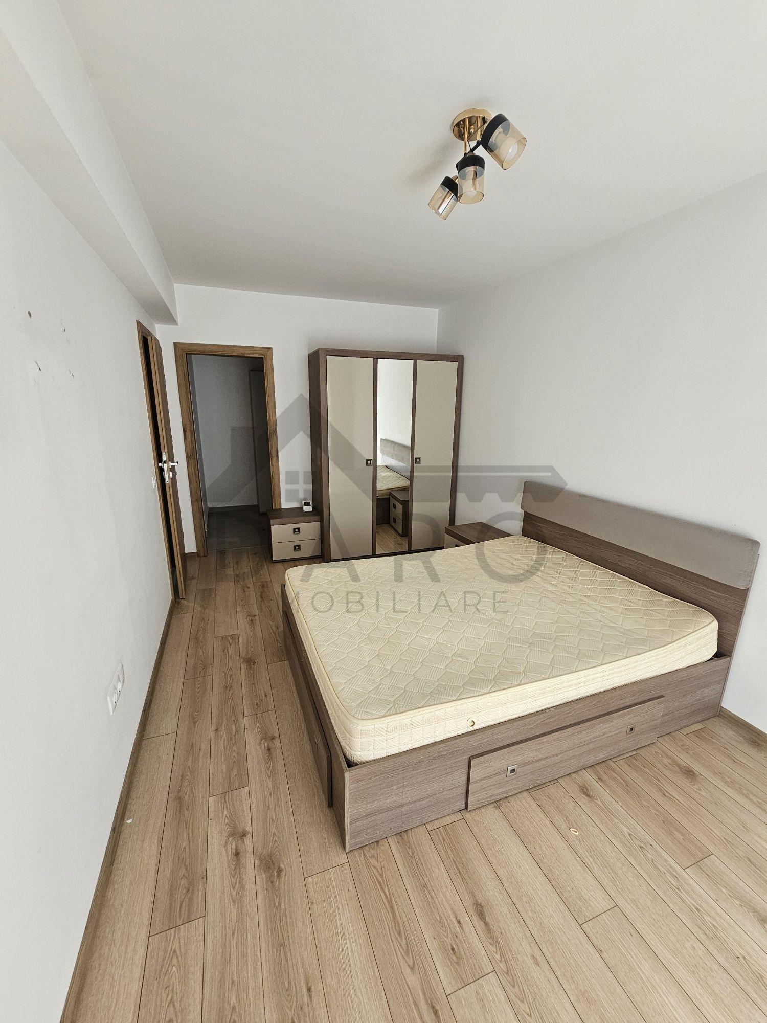 Proprietar Inchiriez apartament doua camere Maurer - 2