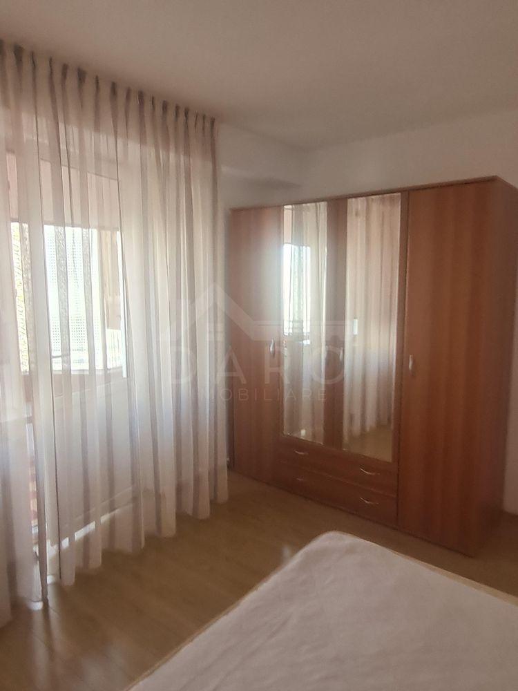 Inchiriez apartament cu 2 camere - 1