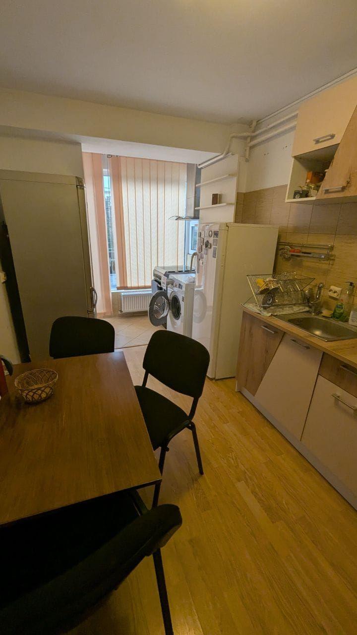 De inchiriat apartament cu 3 camere, Mazepa 1 la BR-uri, etaj 1, 550 euro - 8