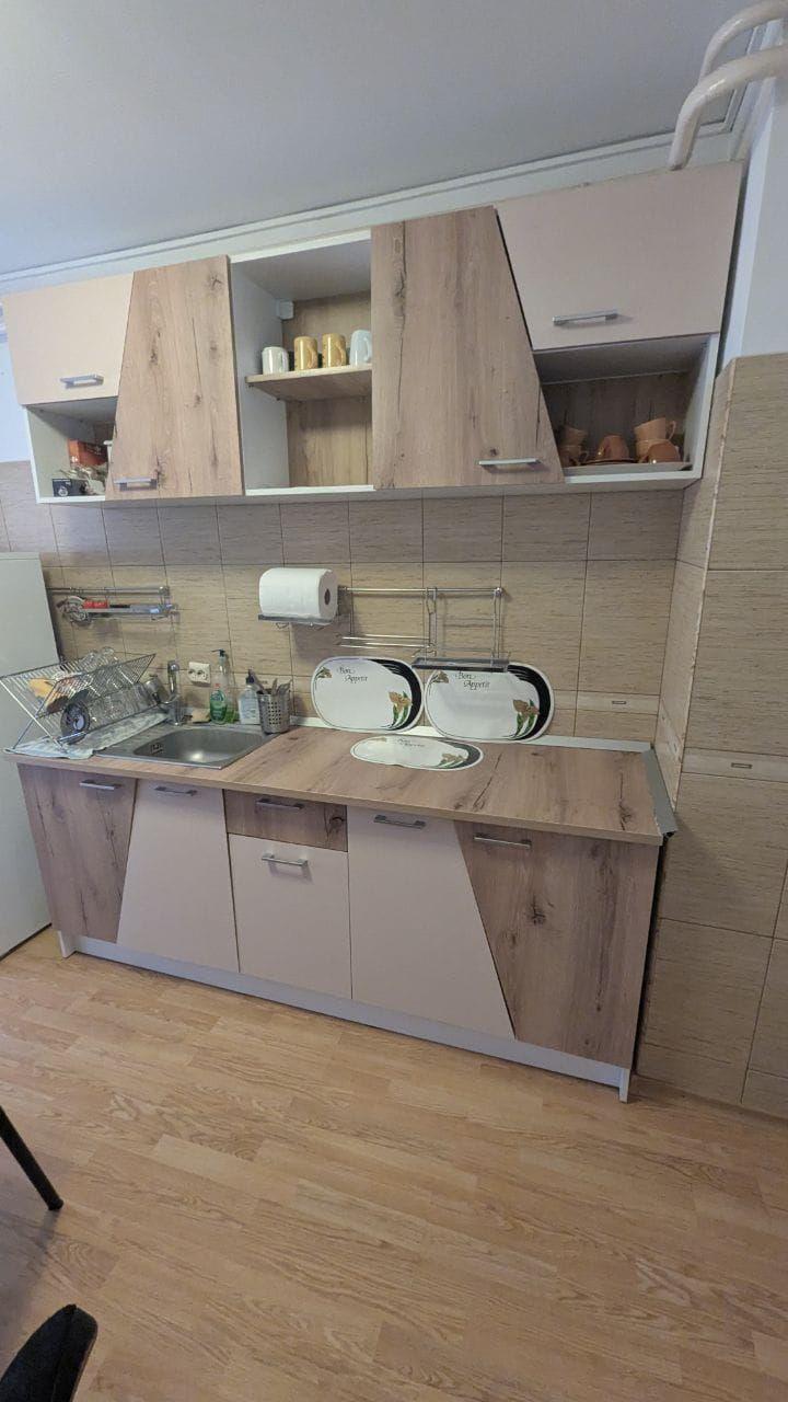 De inchiriat apartament cu 3 camere, Mazepa 1 la BR-uri, etaj 1, 550 euro - 4
