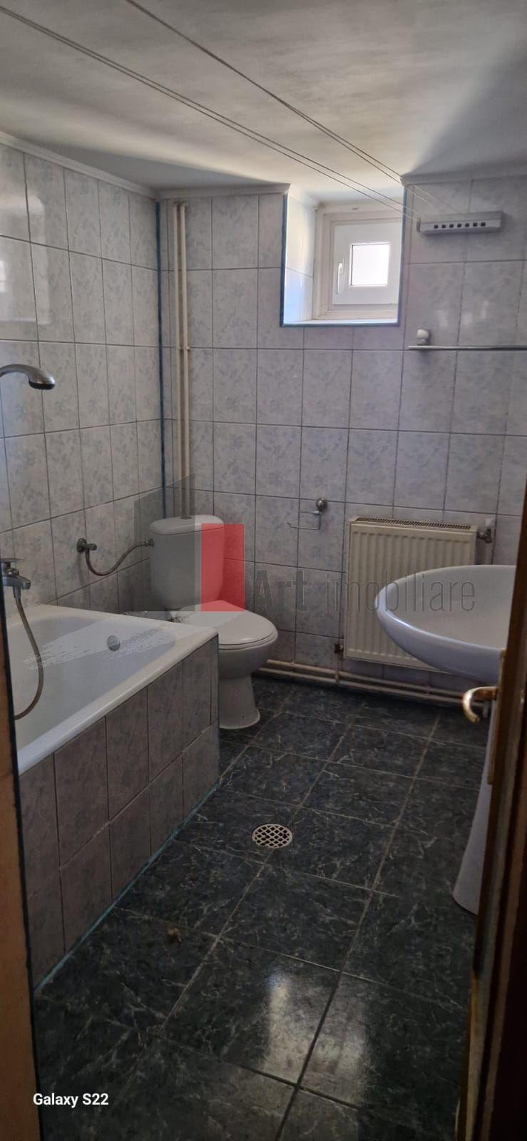 CASA DE VANZARE IN BUSTENI- POIANA TAPULUI - 18