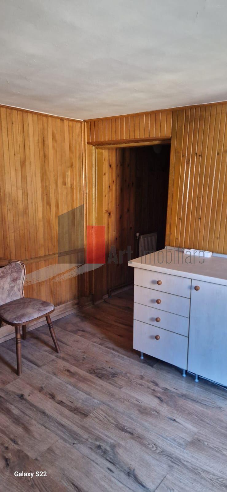 CASA DE VANZARE IN BUSTENI- POIANA TAPULUI - 10