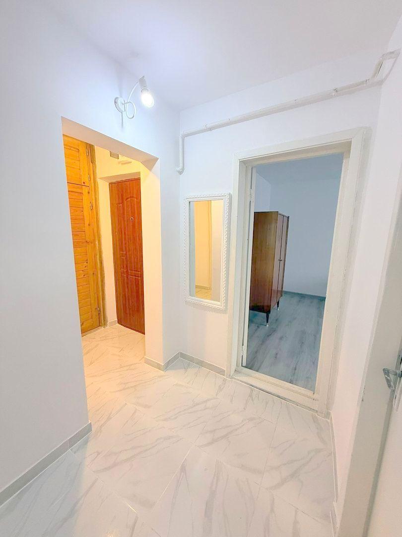 De vanzare apartament cu 2 camere, etaj 4/4, recent renovat, 26.000 euro - 9