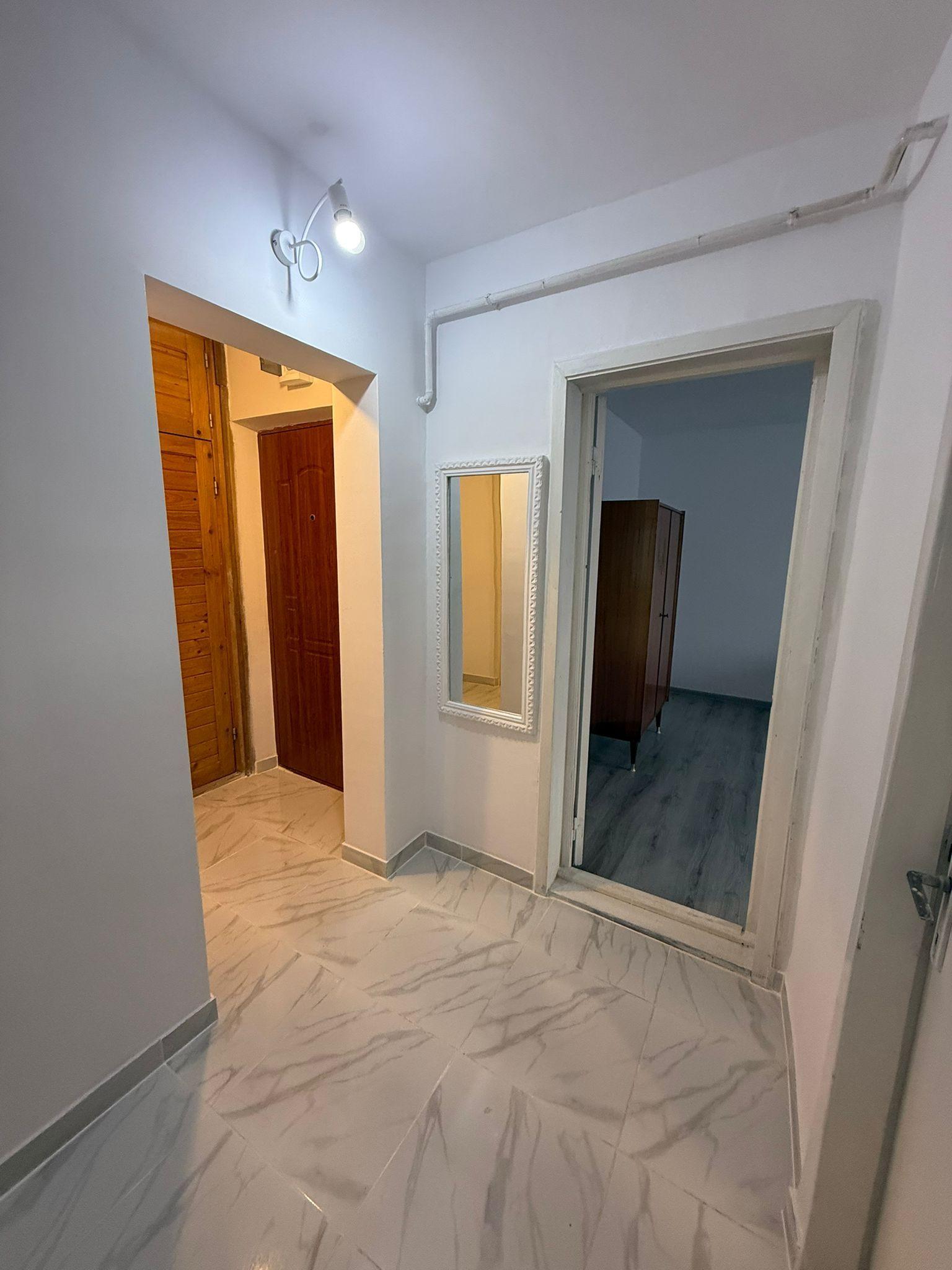 De vanzare apartament cu 2 camere, etaj 4/4, recent renovat, 27.000 euro - 8
