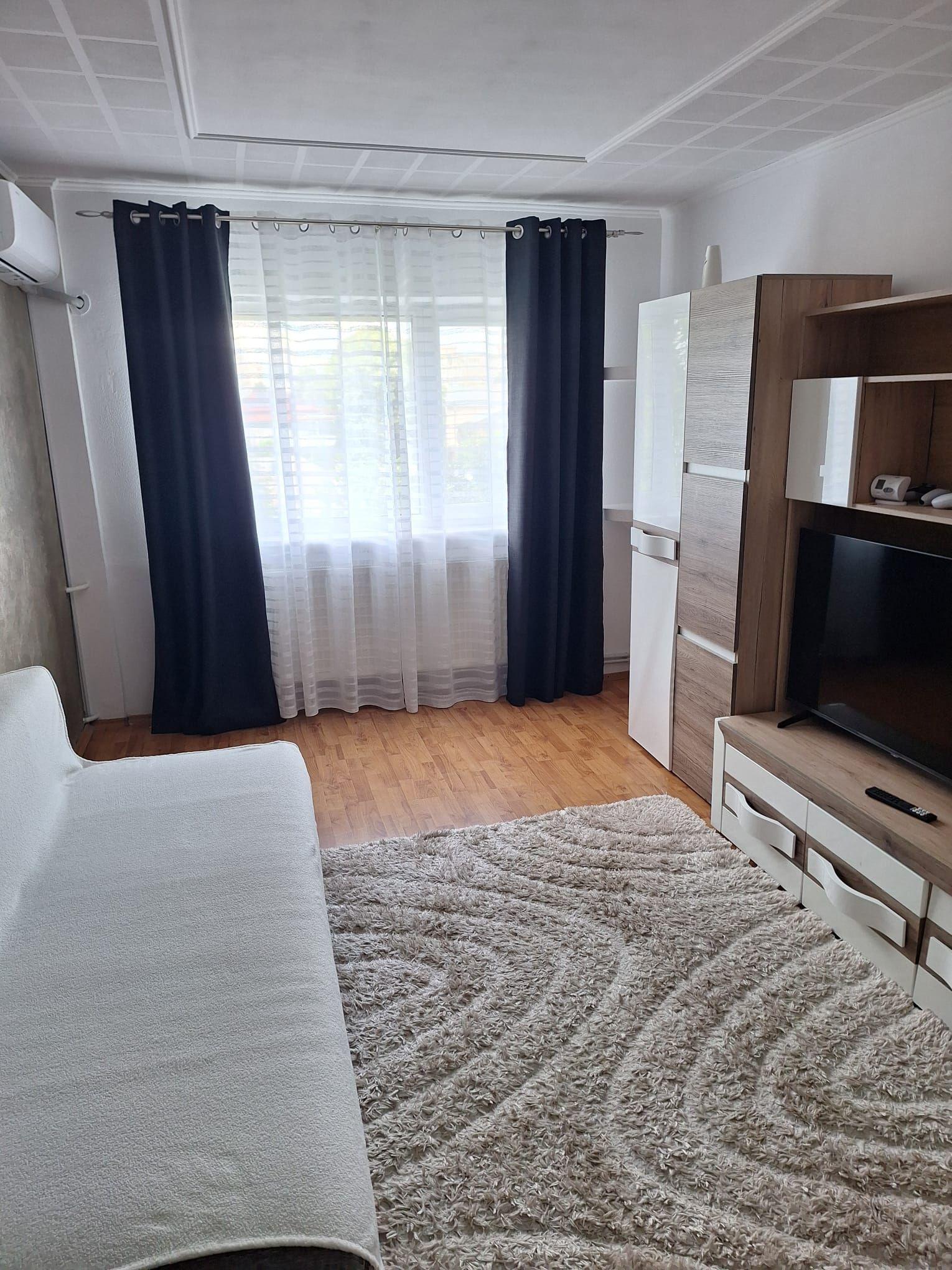 Regim hotelier, 2 camere, Micro 17, 200 lei/noapte - 3