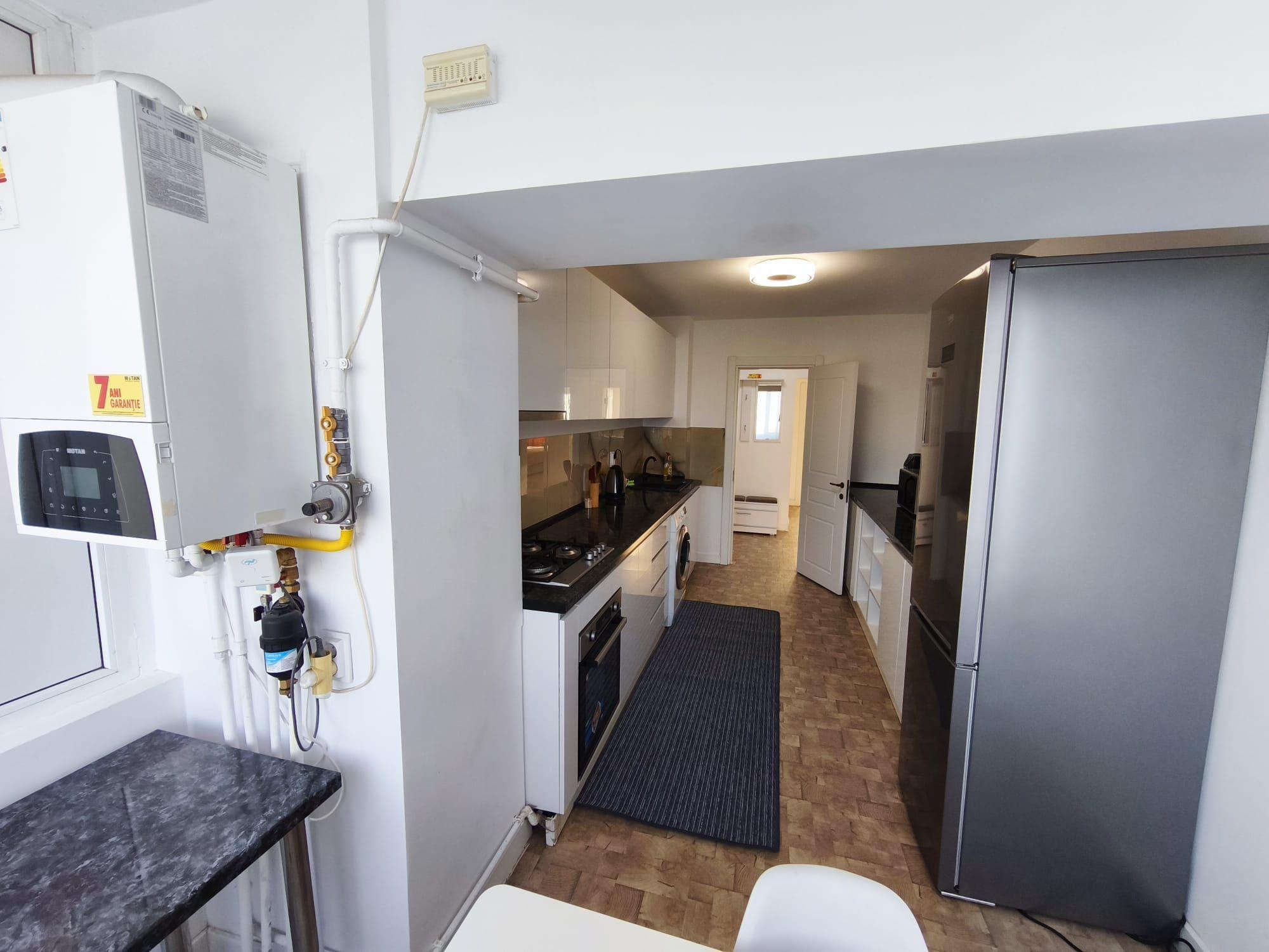 De vanzare apartament cu 3 camere , etaj 8/9 , Faleza, 165.000 euro - 8