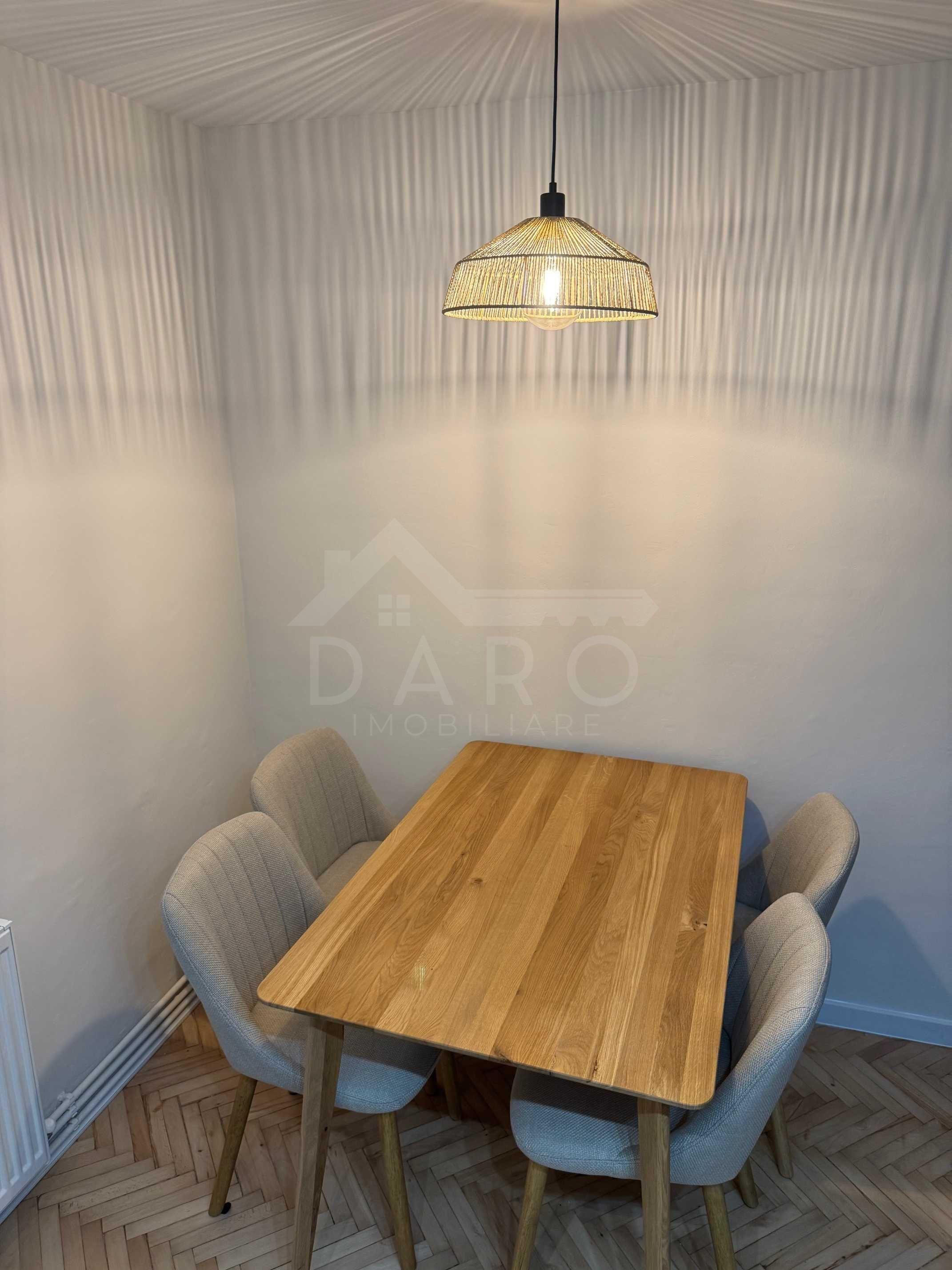 Apartament cu 3 camere, de inchiriat, direct de la proprietar. Strada Transilvania - 6