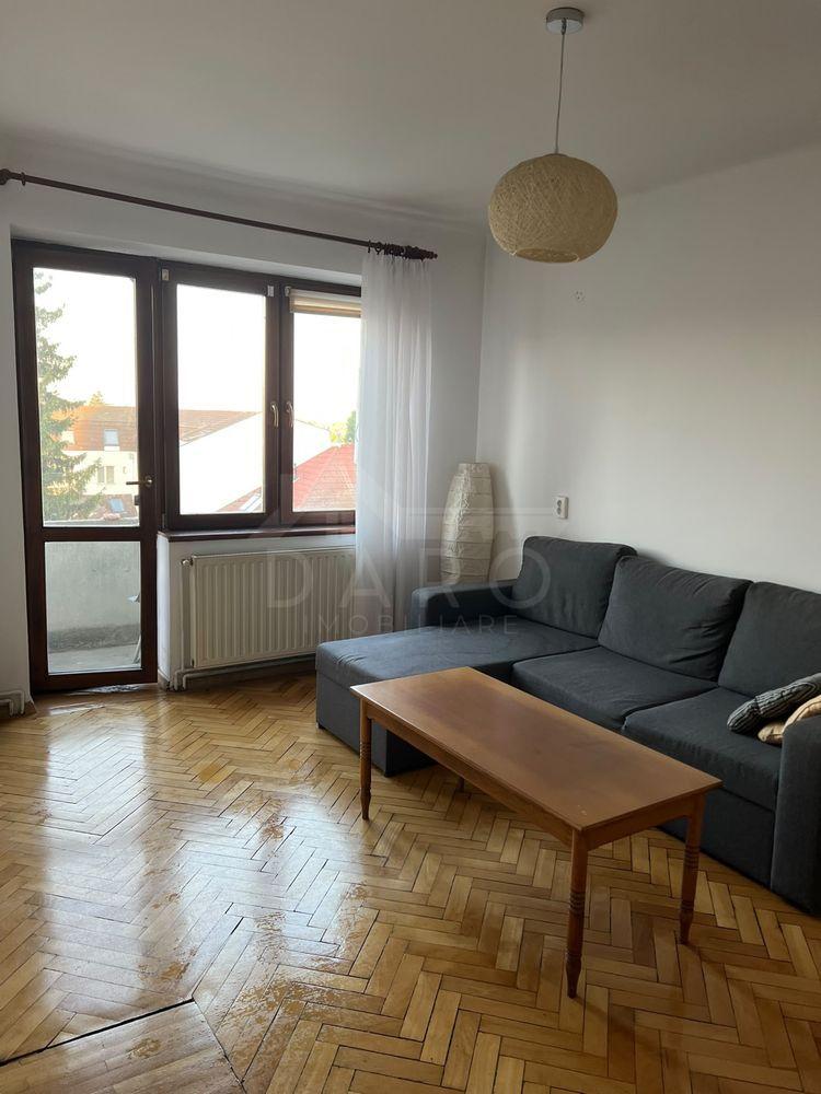 De inchiriat apartament 2 camere in centru - 1