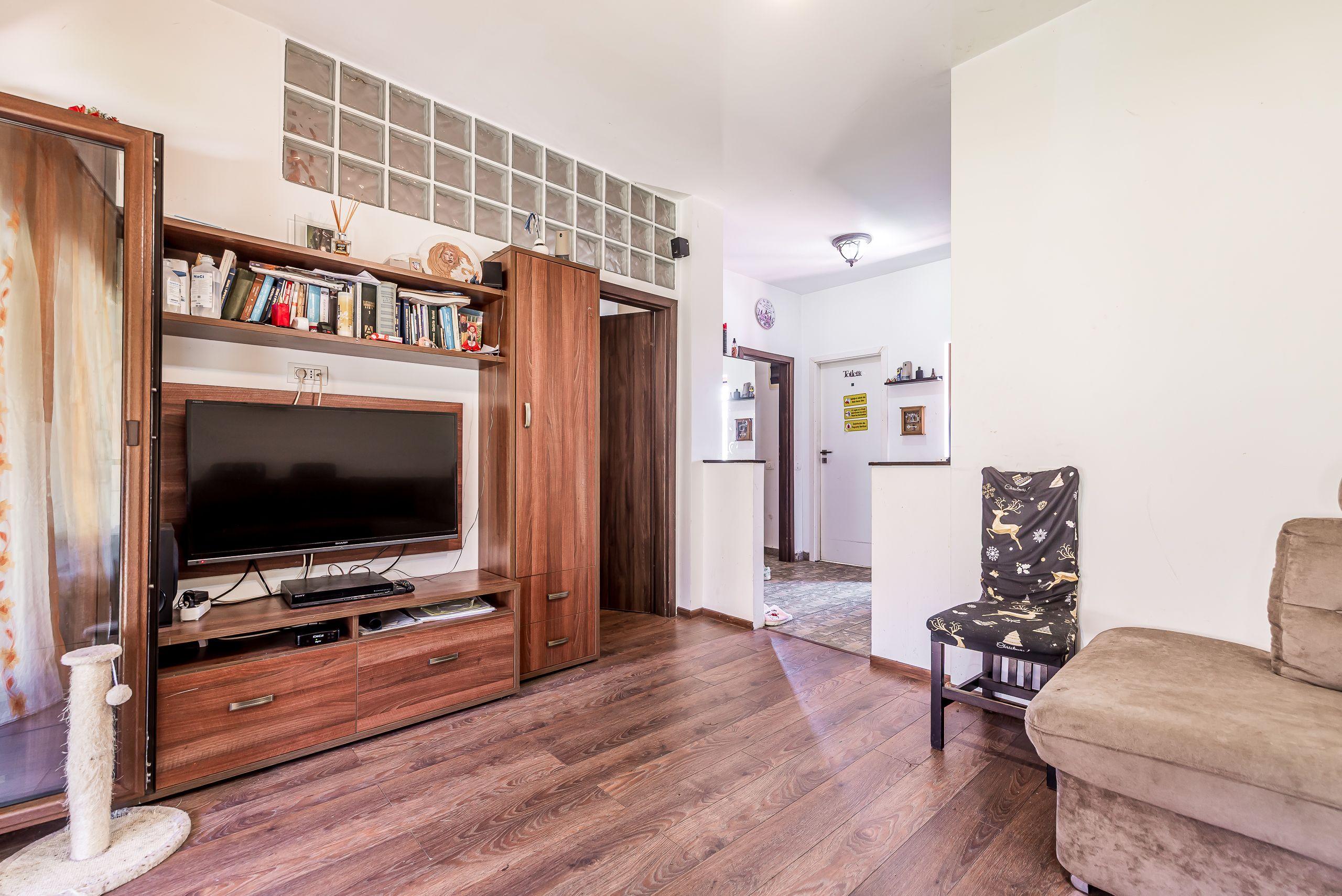 PRET NOU! Casa tip duplex - teren 349 mp - Via Carmina - COMISION 0 - 5