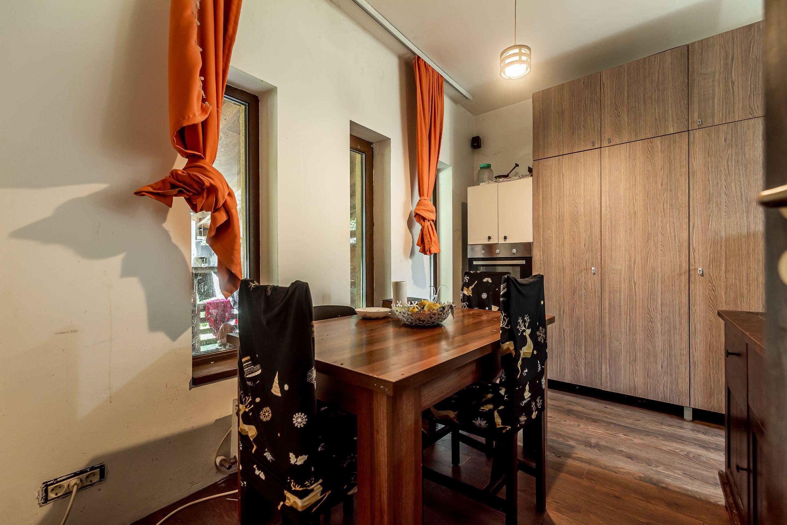 Casa tip duplex - teren 349 mp - Via Carmina - COMISION 0 - 1