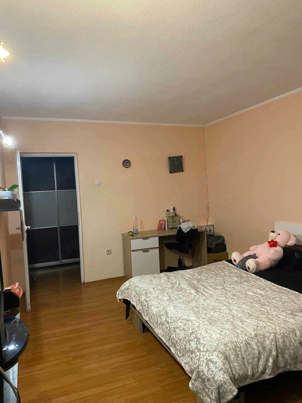 De inchiriez apartament mobilat doua camere in Tiglina 2, 420 E - 4