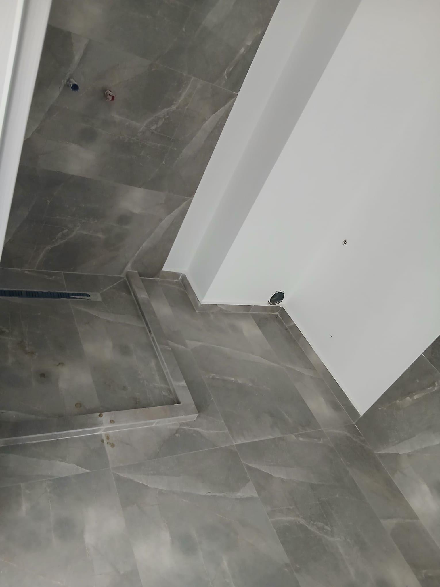 Apartament nou, 2 camere, Băile Felix. 80 000 E. Comision 0 - 9