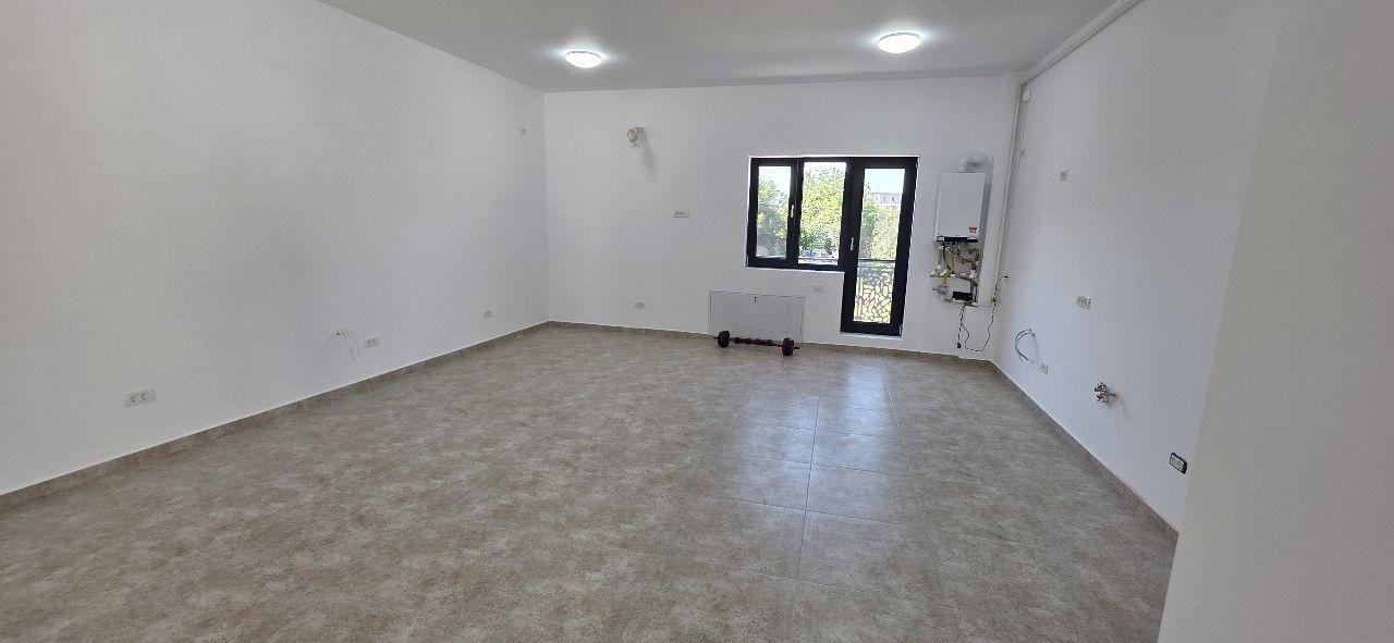Salajan spatiu comercial 350 mp de inchiriat - 8