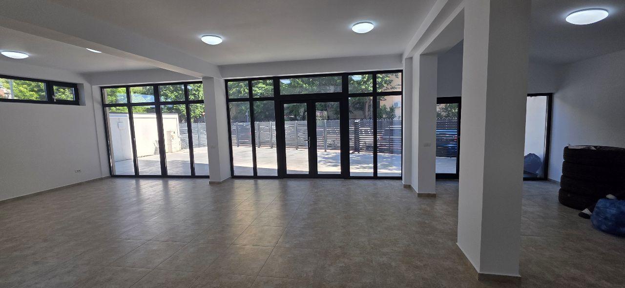 Salajan spatiu comercial 350 mp de inchiriat - 2