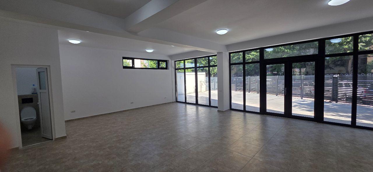 Salajan spatiu comercial 350 mp de inchiriat - 1