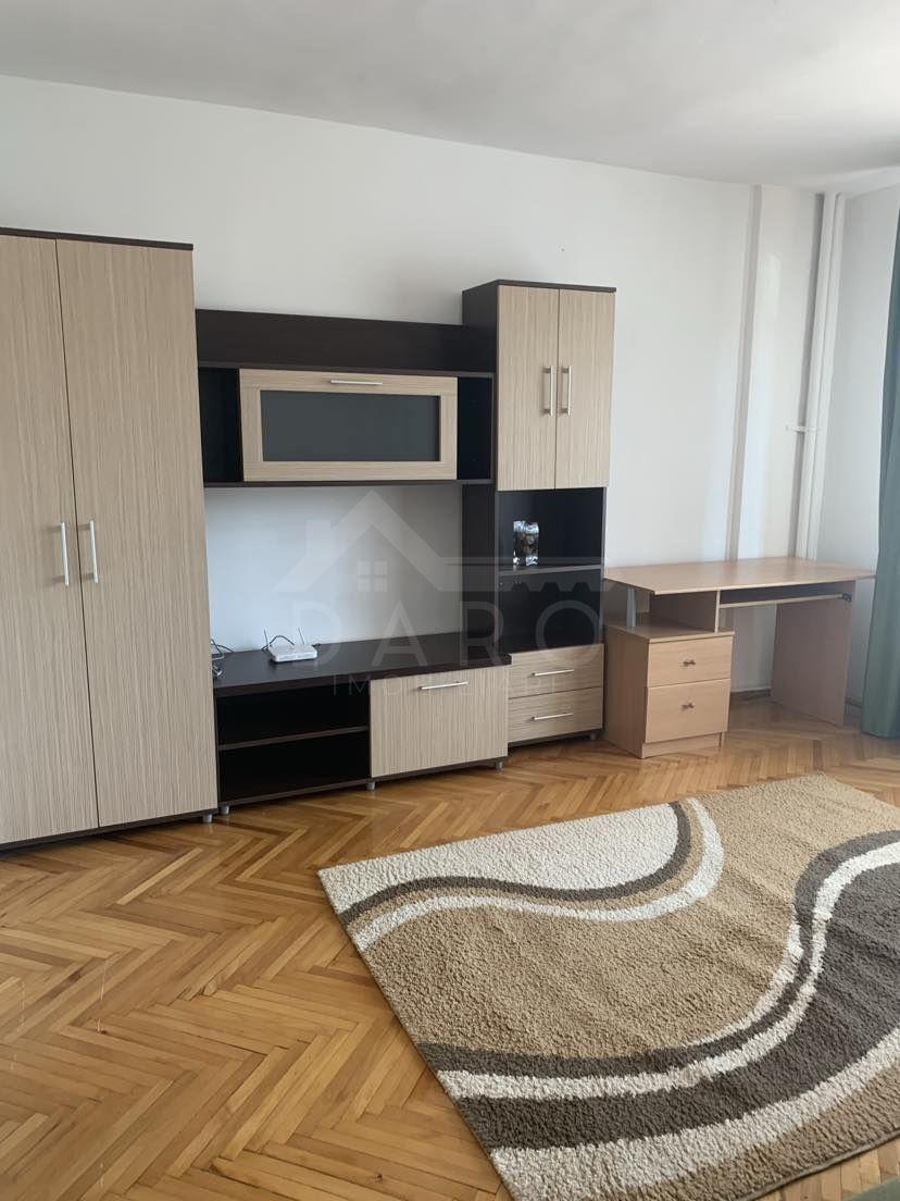 Închiriez garsonieră - 2