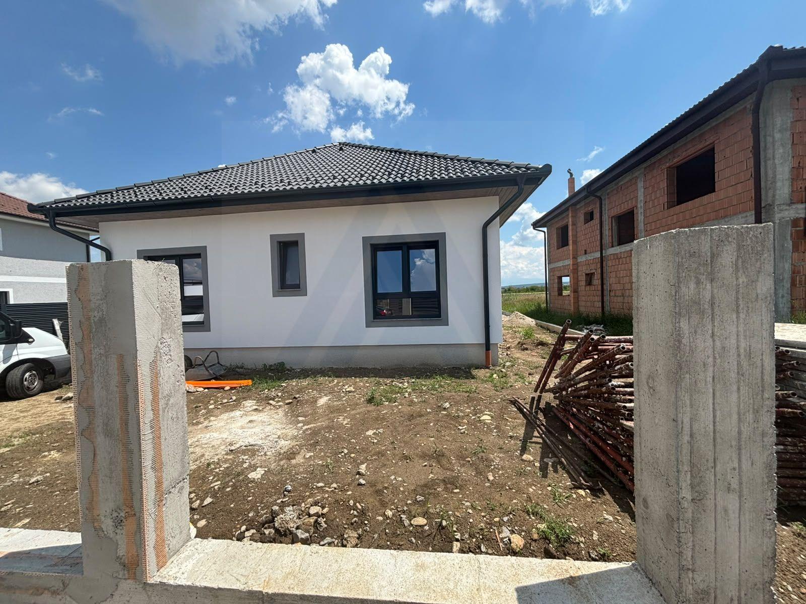 Casa premium pe un singur nivel 4 camere terasa pivnita Cristian - 6