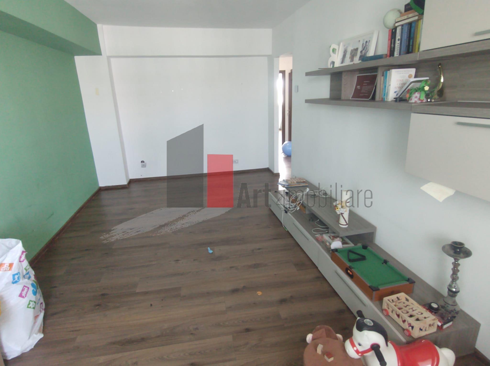 Vânzare apartament decomandat 4 camere Bd. Obregia - Pasajul Europa Unită - 16