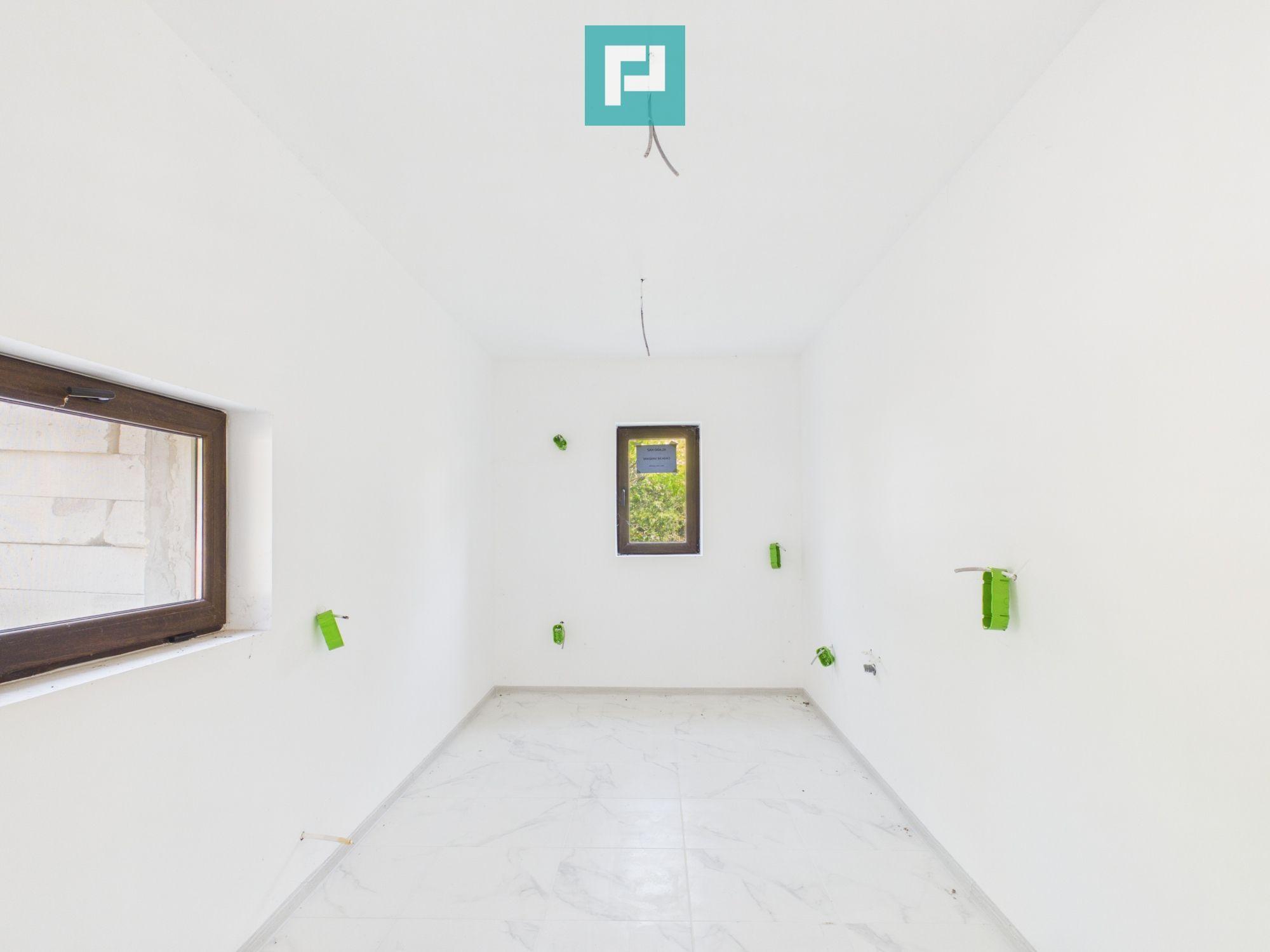 Casă renovată cu 3 camere în Battonya - 5