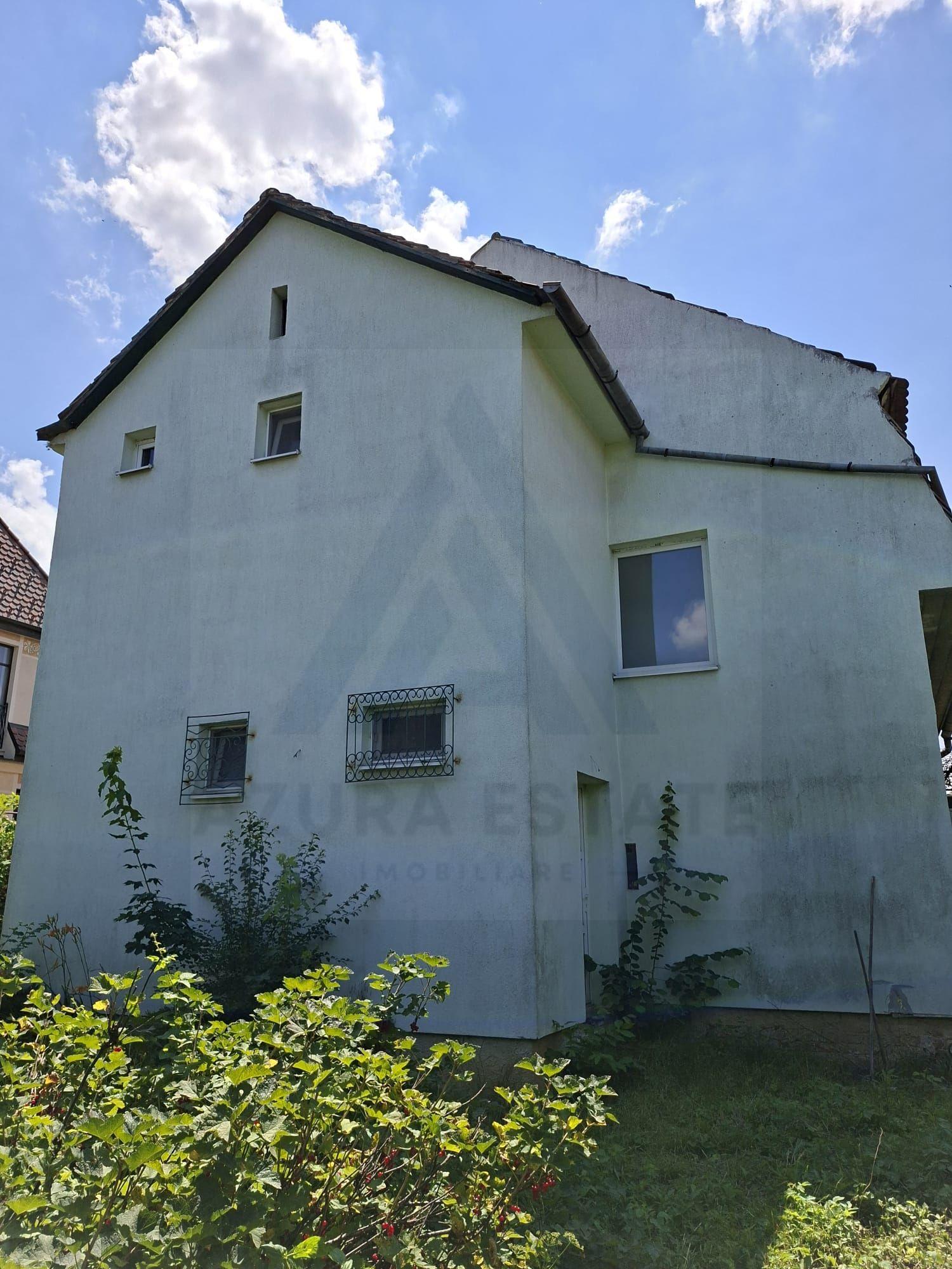 Casa individuala 185 mp utili S + P + E garaj si teren 777 mp Central - 8