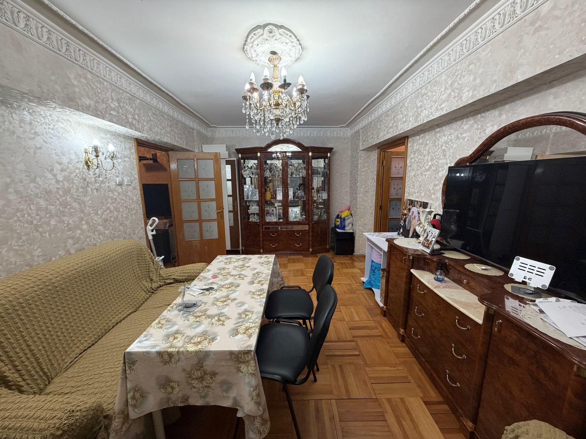 Apartament 3 camere | - 1