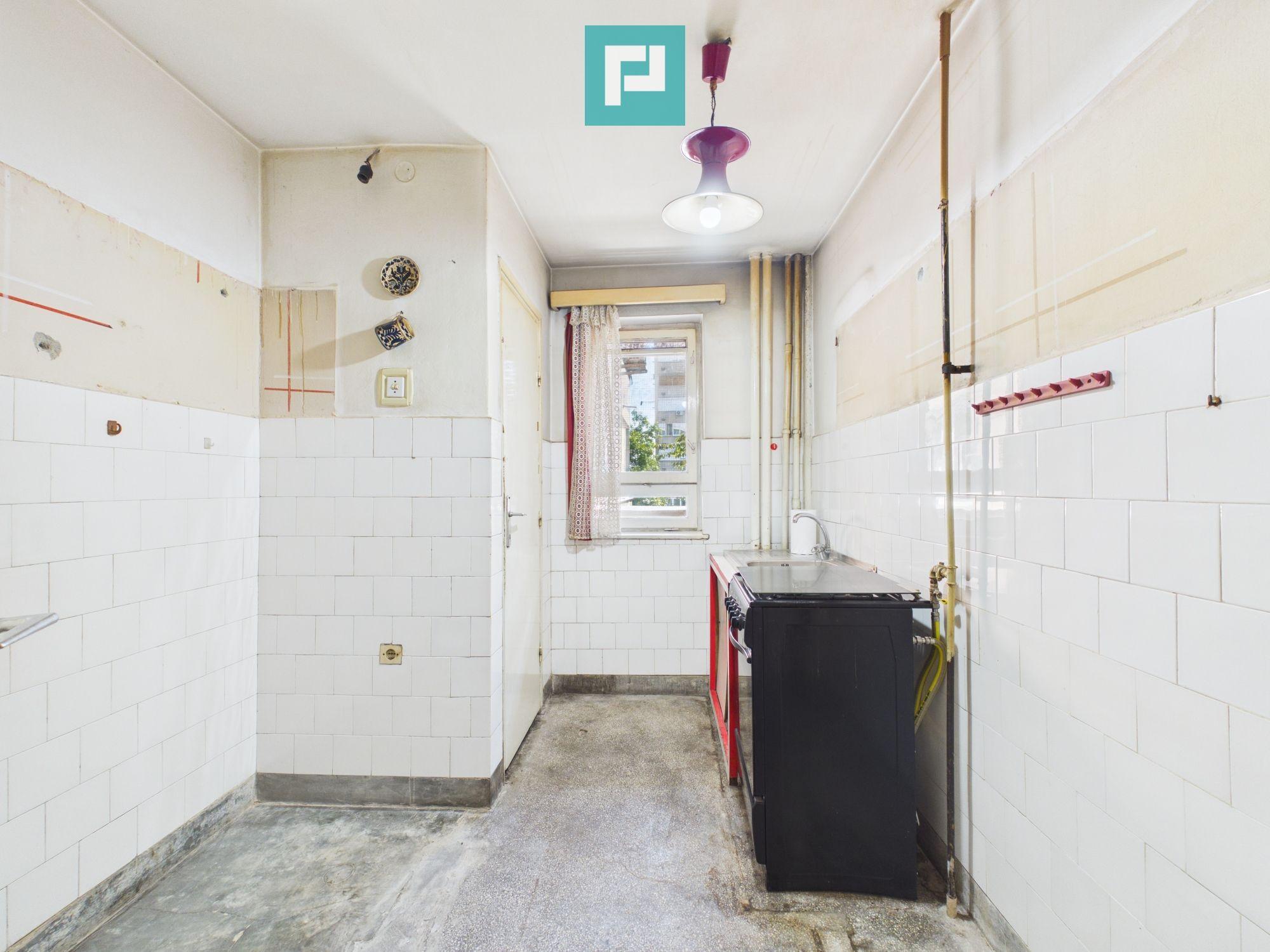Apartament cu 3 camere, etajul 3, Calea Romanilor - 9