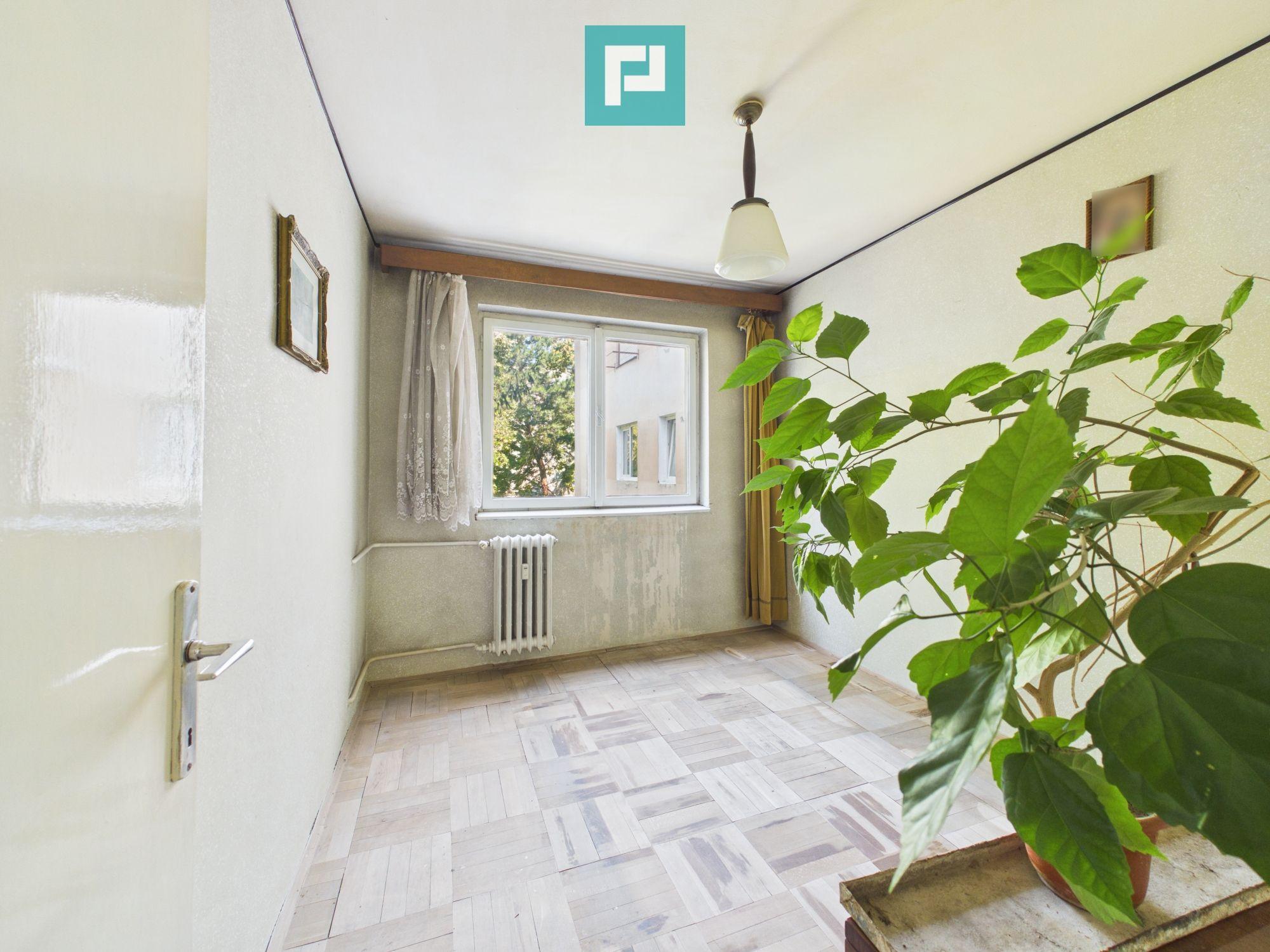 Apartament cu 3 camere, etajul 3, Calea Romanilor - 8
