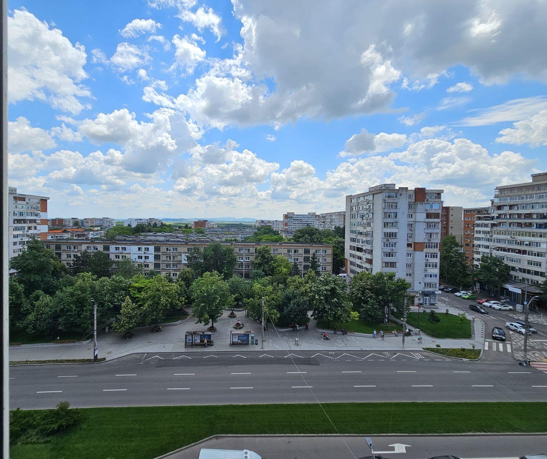 Apartament 2 camere decomandat de vânzare – Mazepa – 57 mp - 1